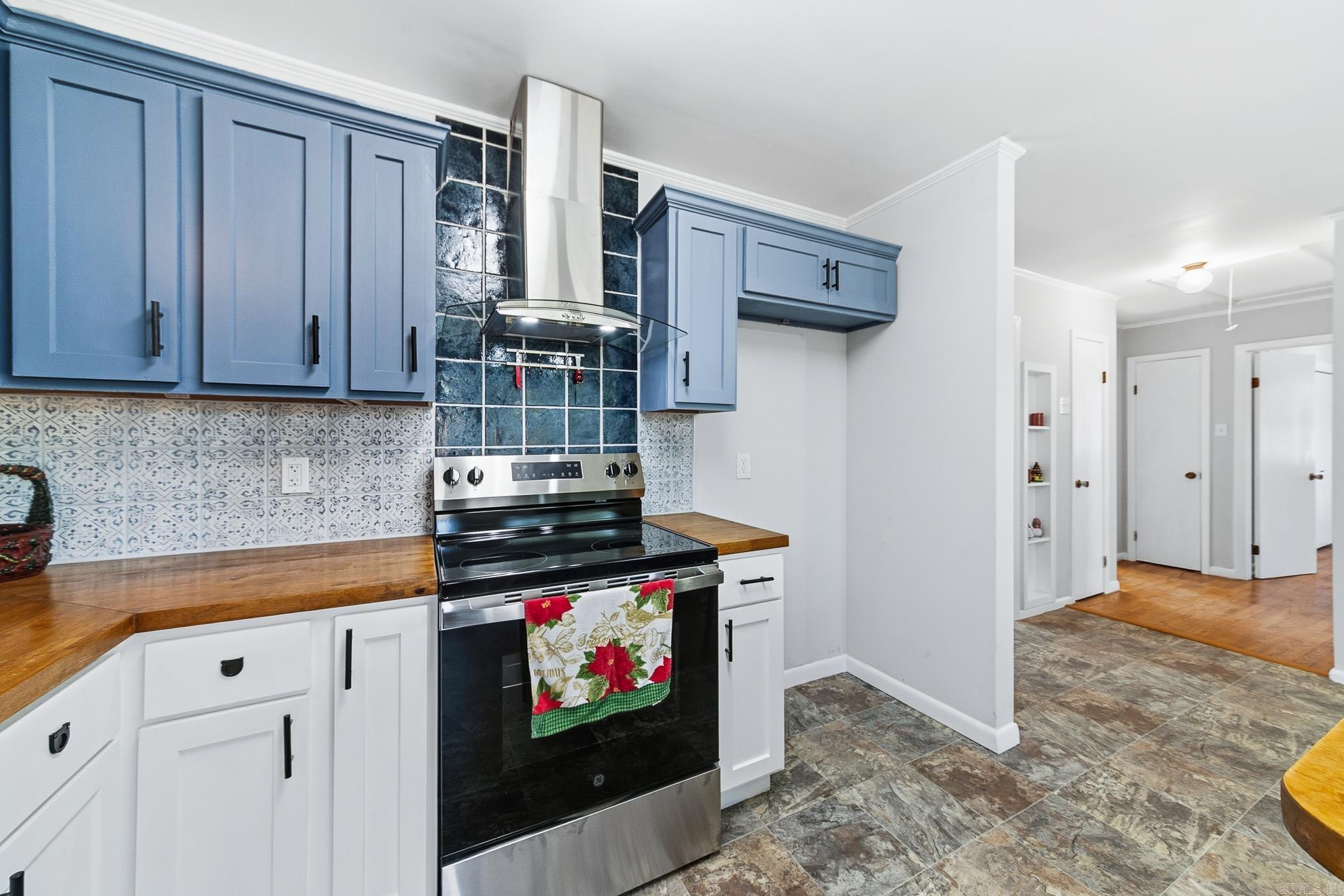 SUNNYVALE ACRES - Residential