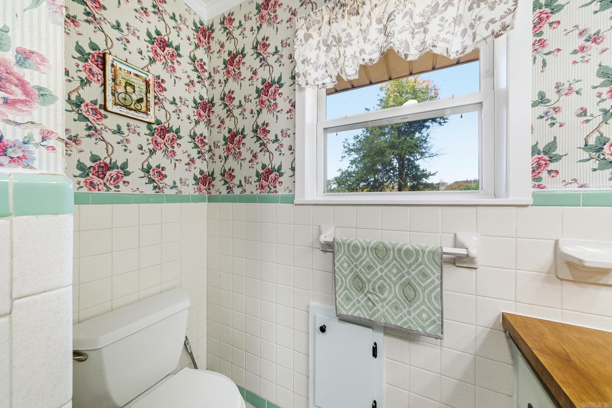 SUNNYVALE ACRES - Residential