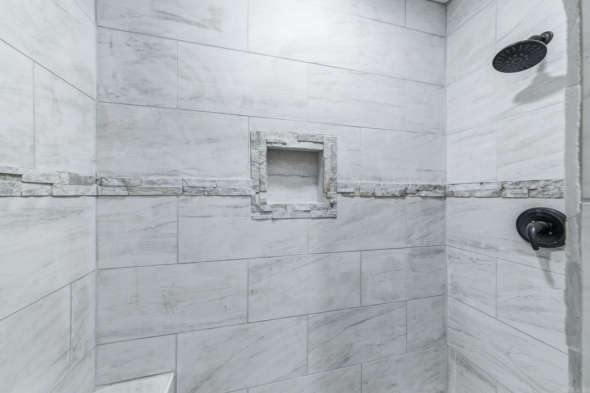 SUNNYVALE ACRES - Residential