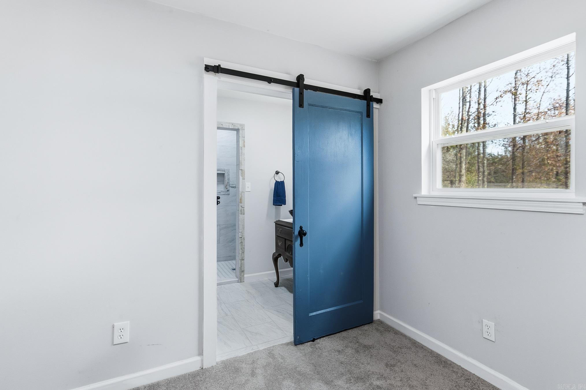 SUNNYVALE ACRES - Residential