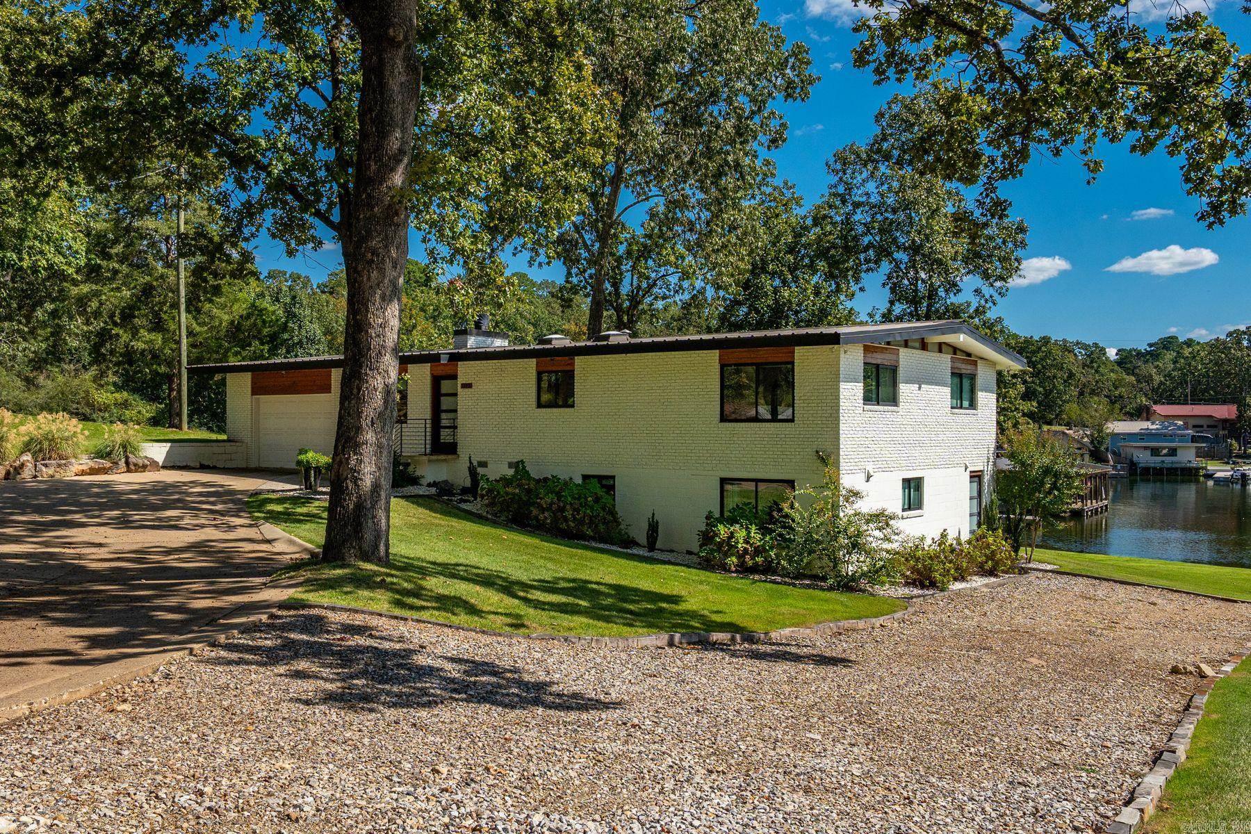TWIN POINTS - Residential