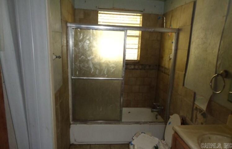 VALLEY PINES - Residential