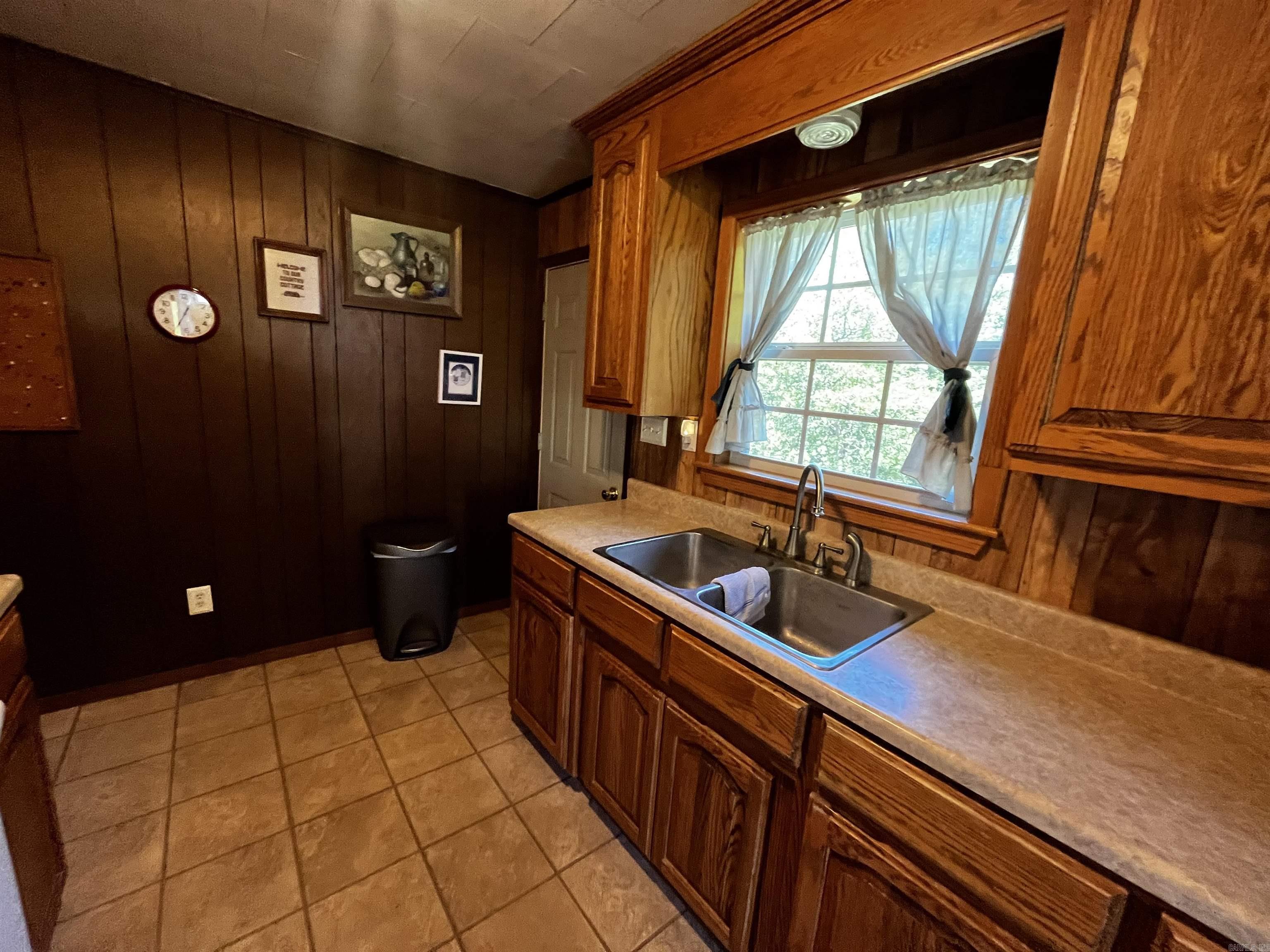 PIONEER PARK - Residential