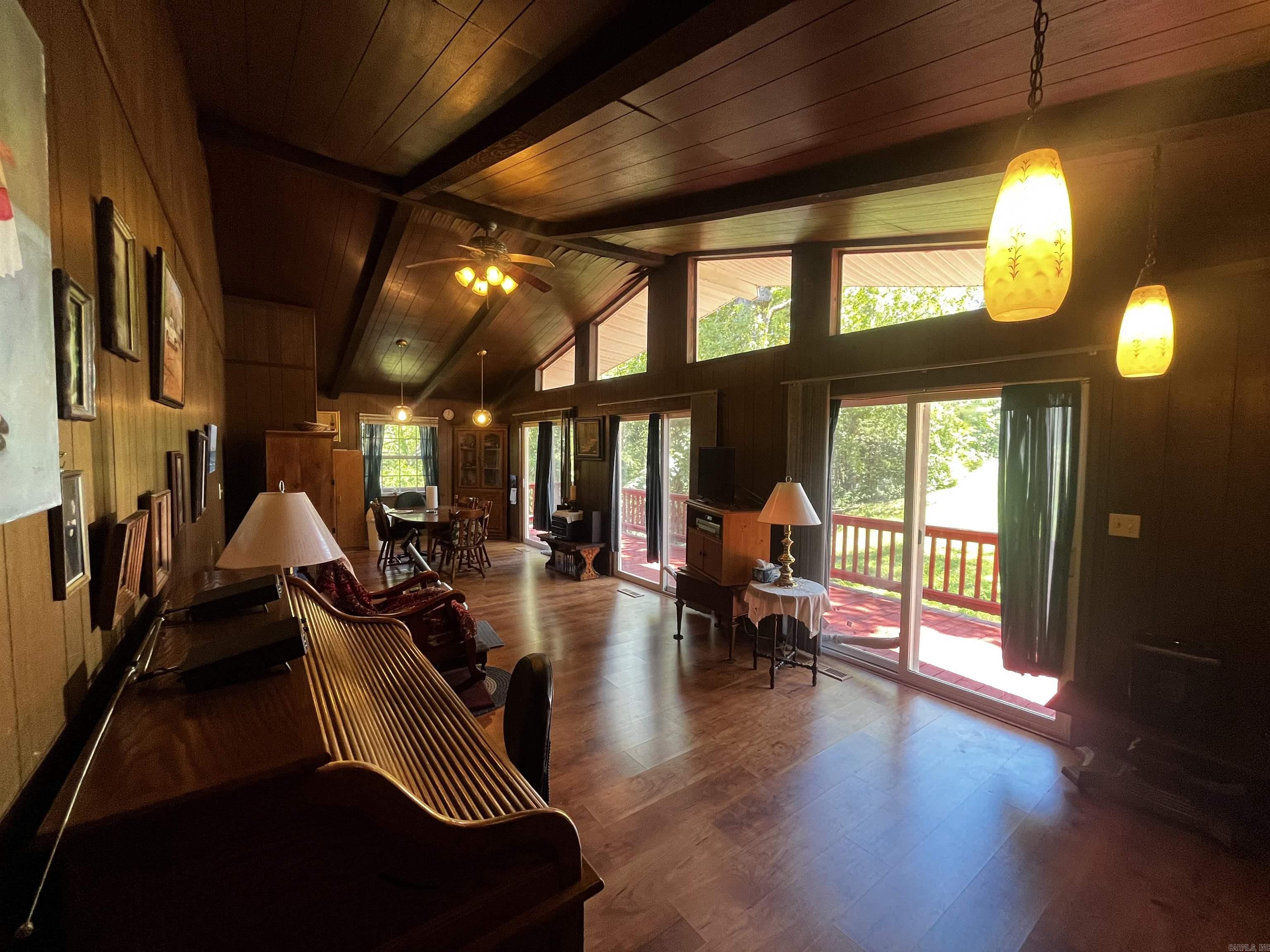 PIONEER PARK - Residential