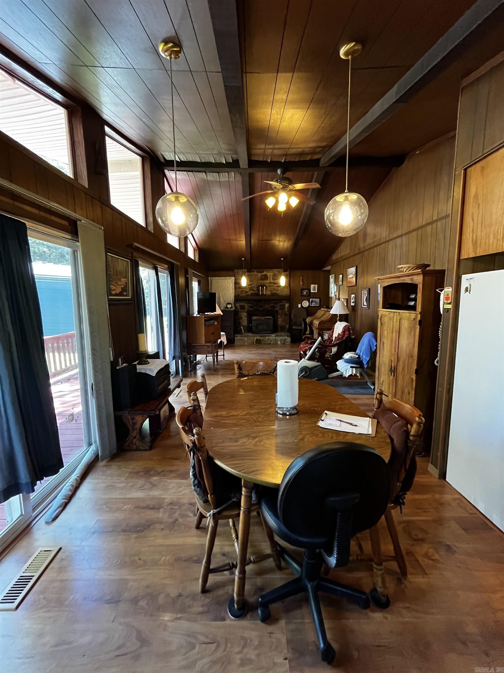 PIONEER PARK - Residential