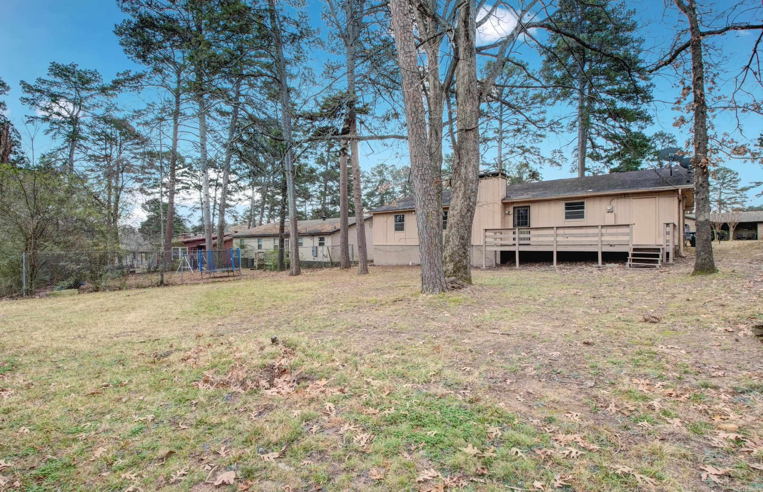 TWIN LAKES - Residential