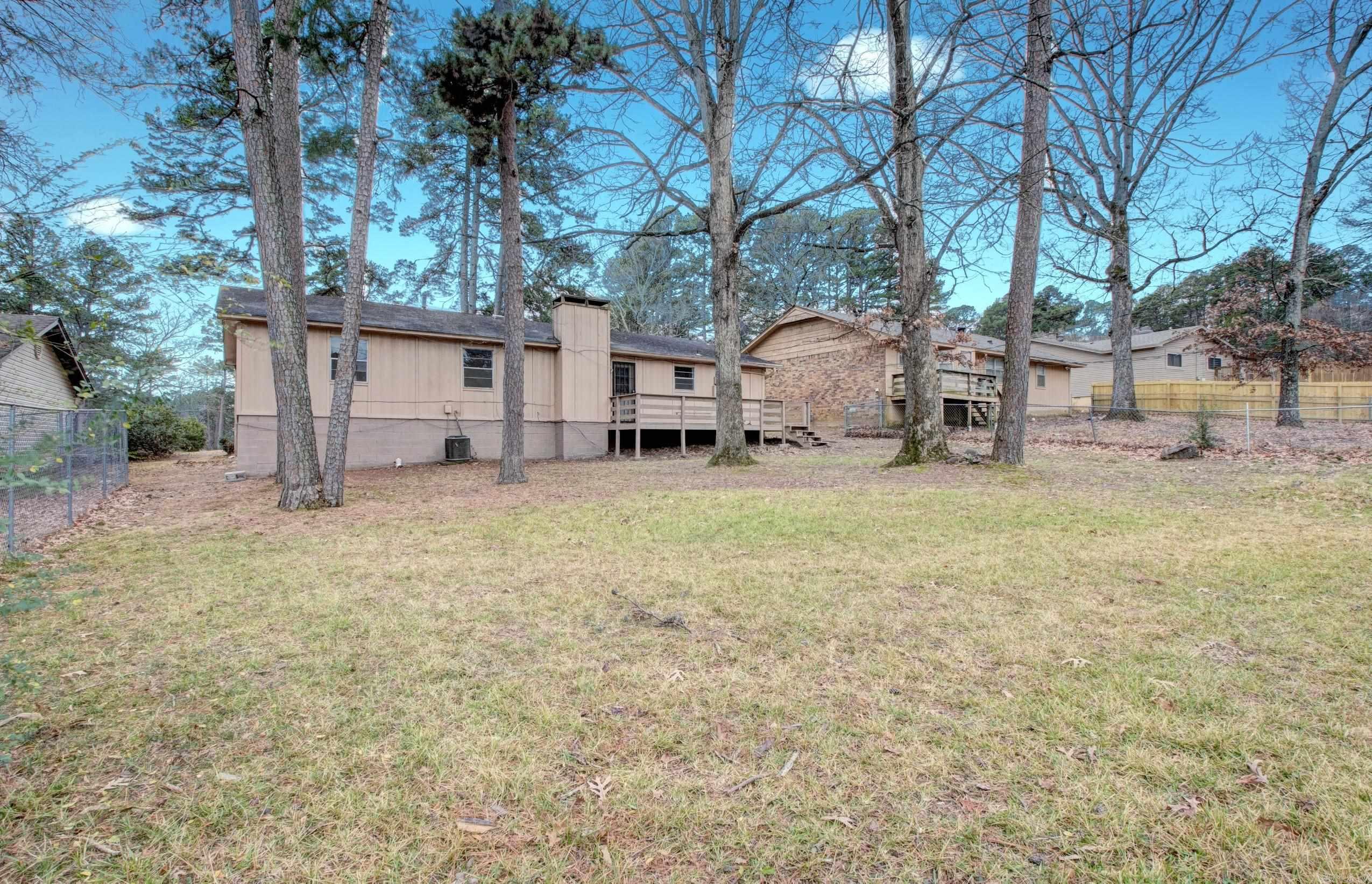 TWIN LAKES - Residential