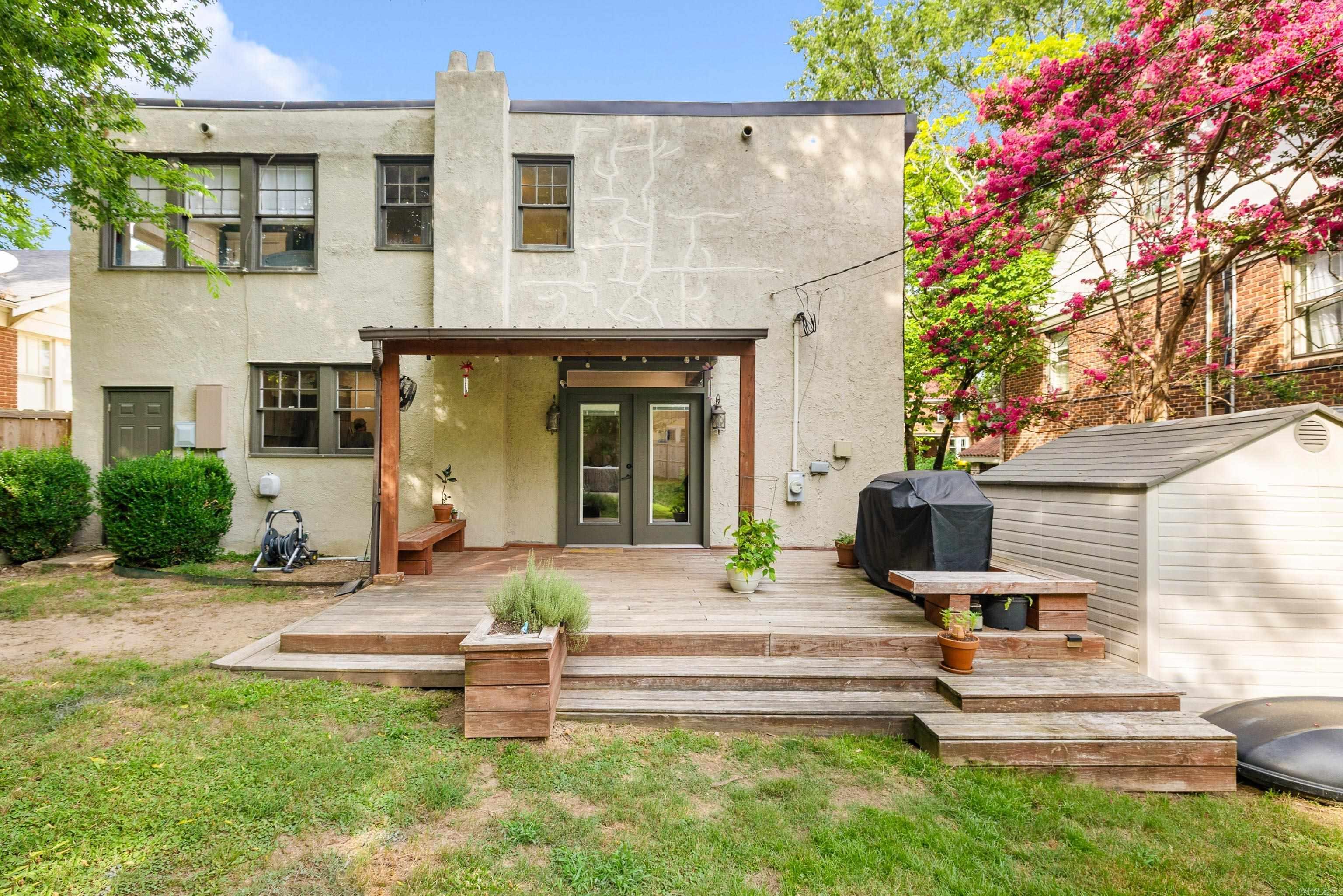 MIDLAND HILLS - Residential