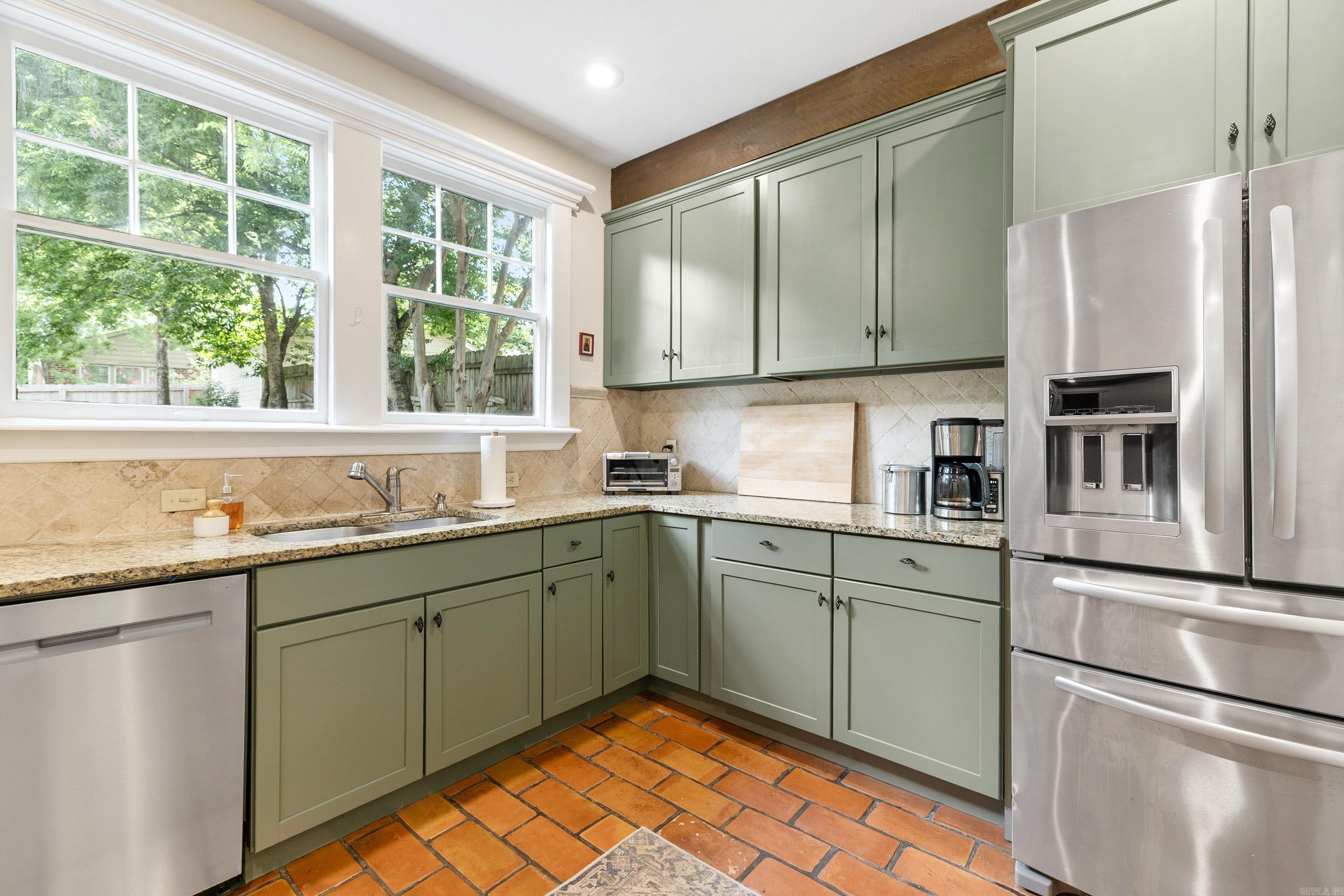 MIDLAND HILLS - Residential