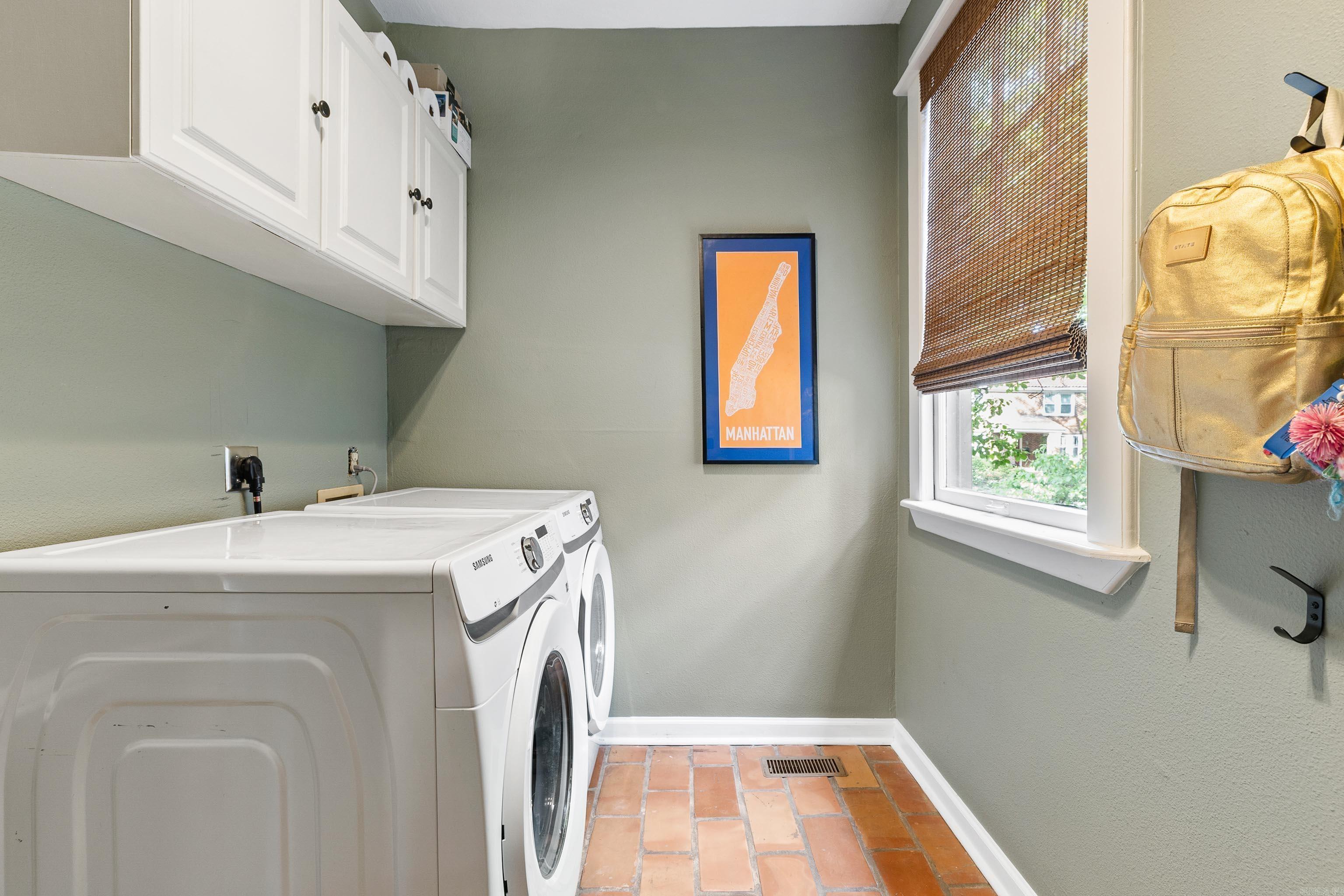 MIDLAND HILLS - Residential