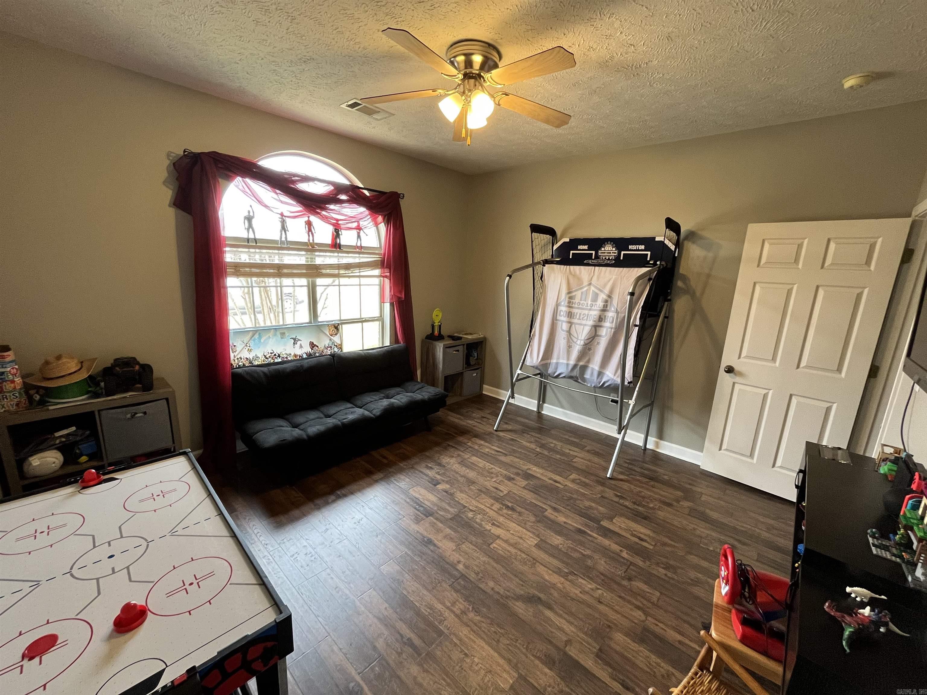 Magness Creek - Residential Lease