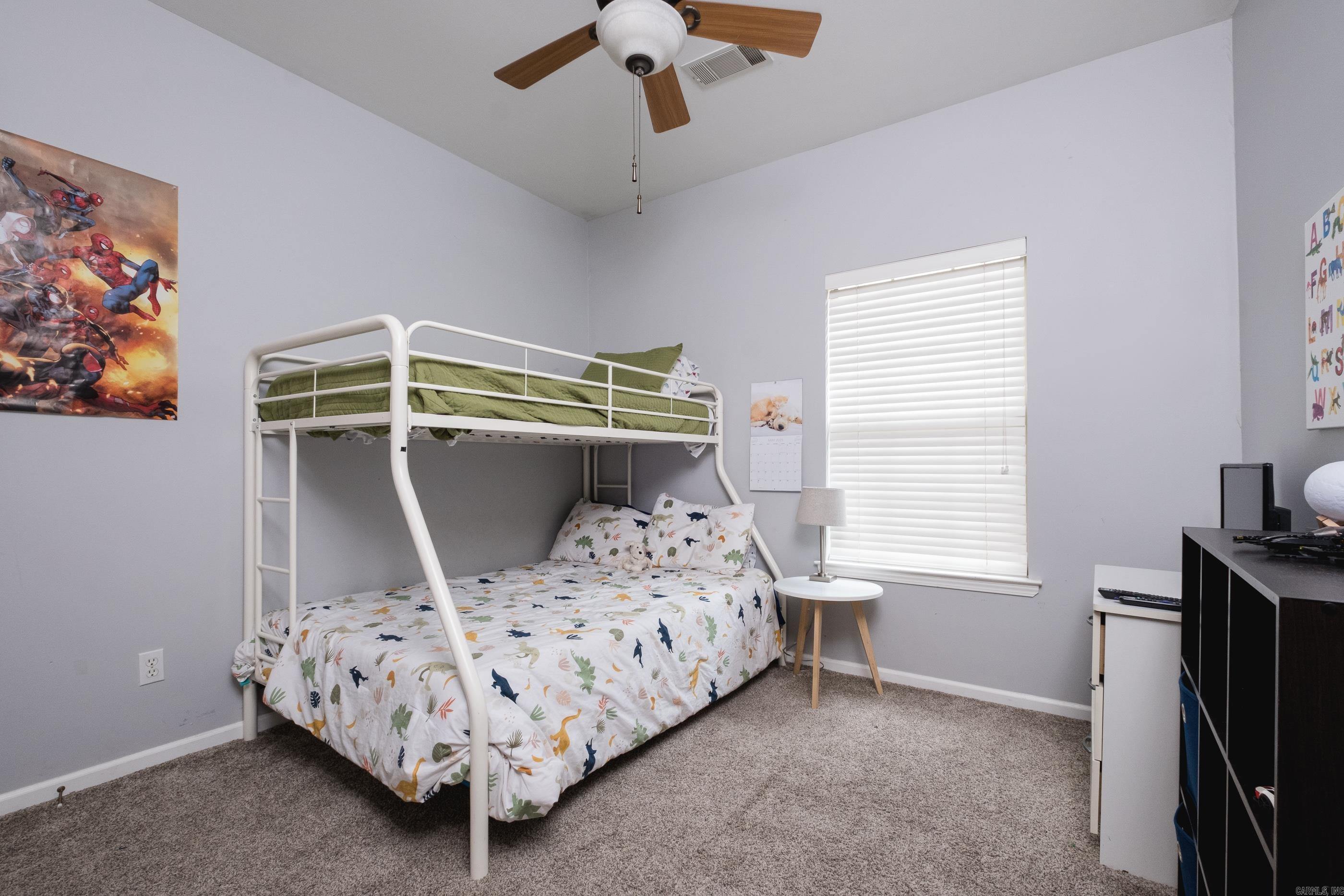 WESTBURY - Residential