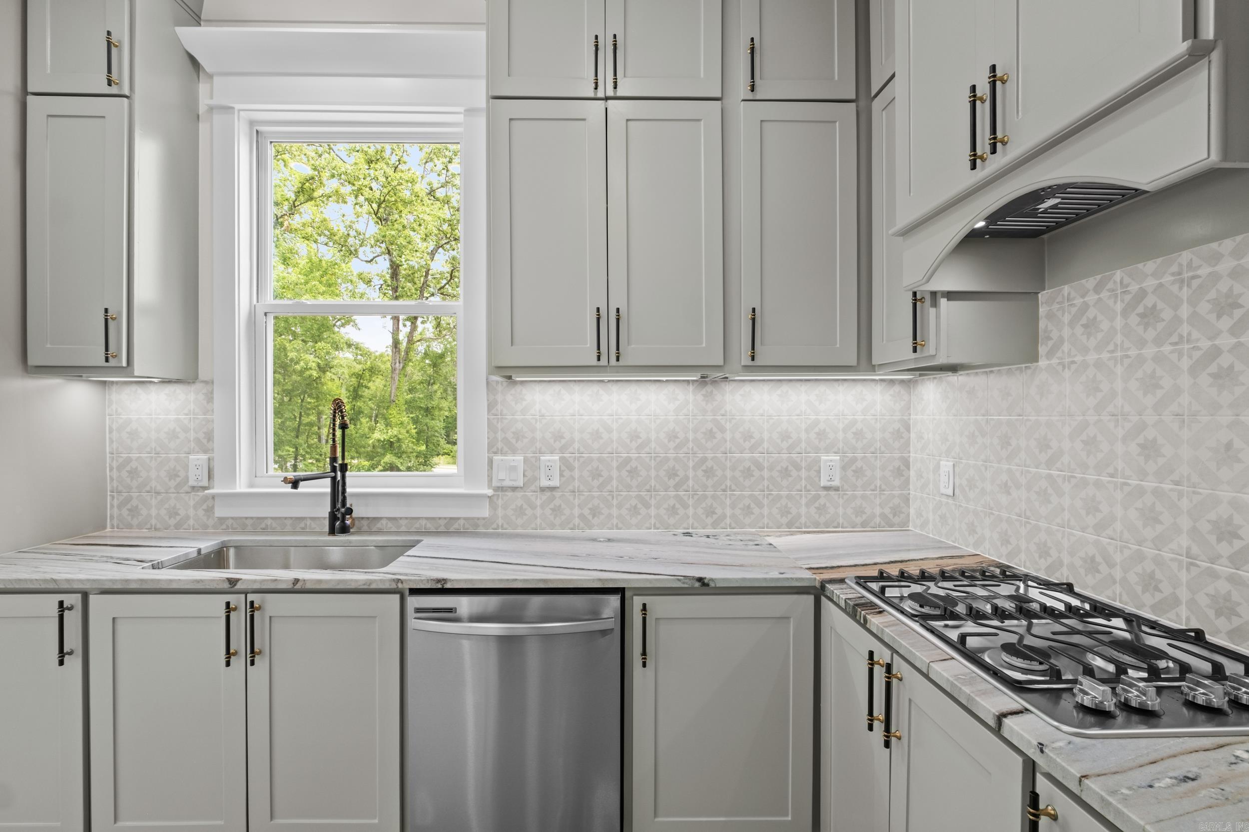 CREEKSIDE ADDN - Residential