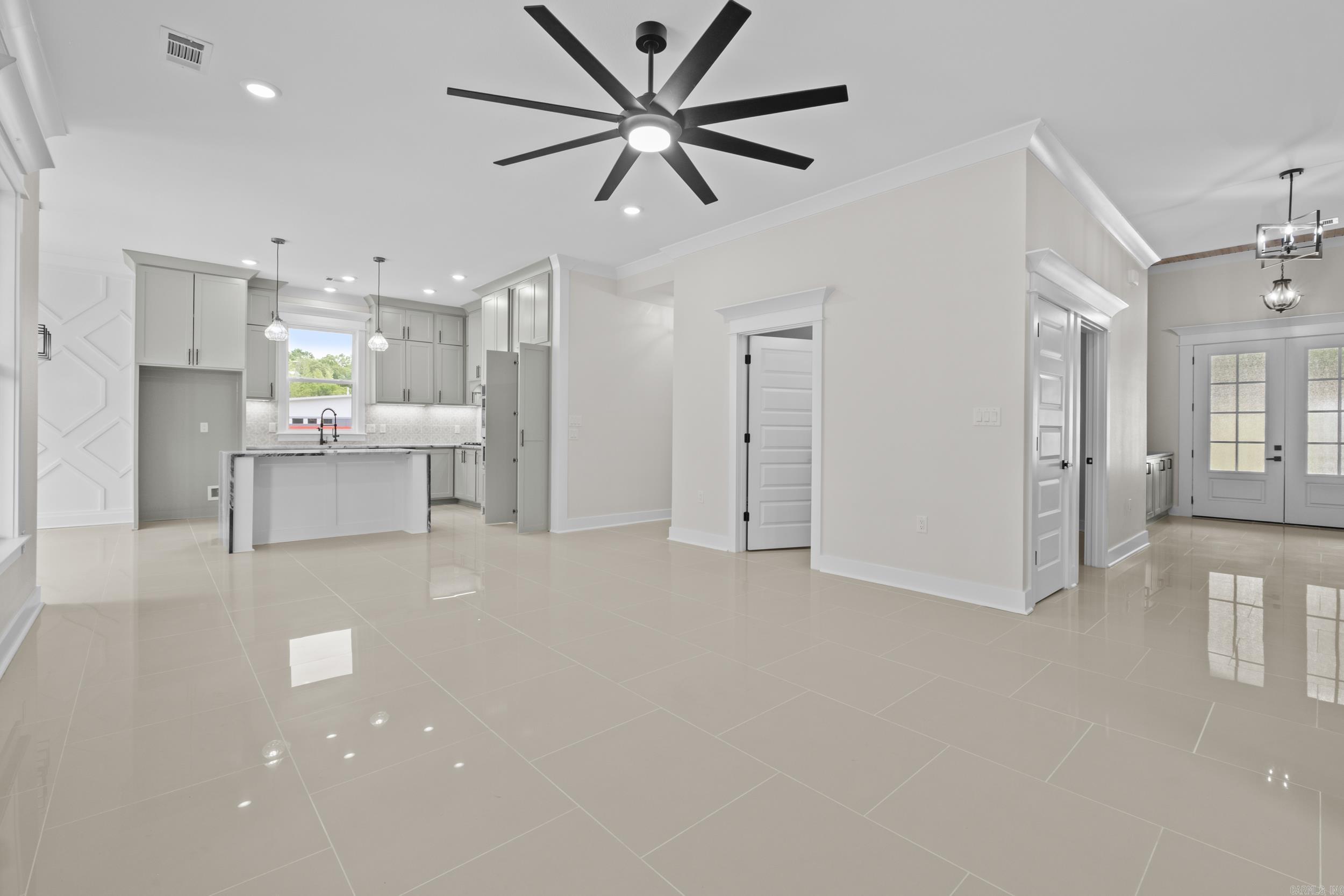 CREEKSIDE ADDN - Residential