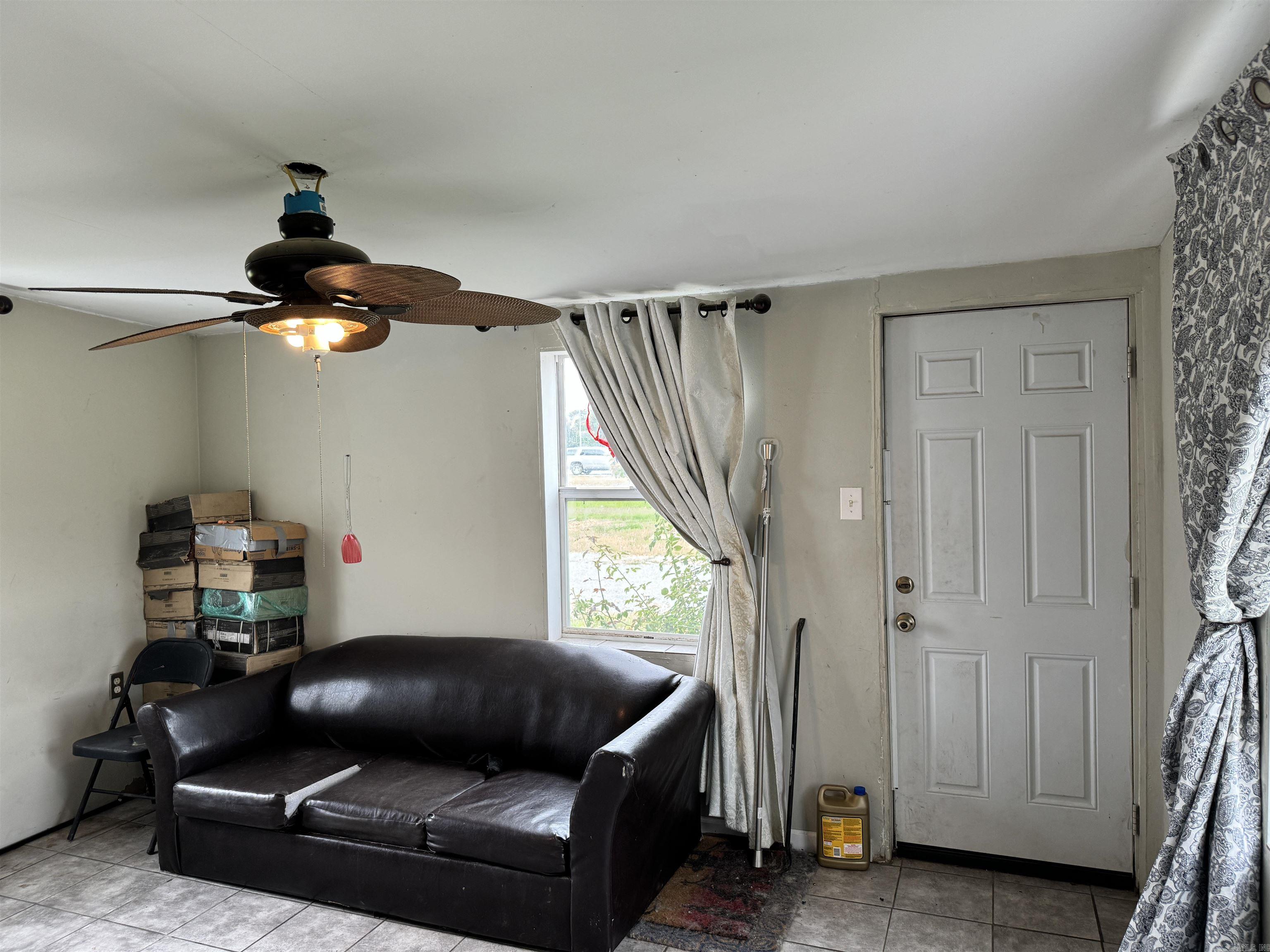 MAYFAIR - Residential