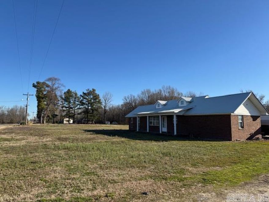 3 Bedroom 3 bath home in Rural Arkansas Lee County. You will have peaceful country living with plenty of room to enjoy the countryside. Just a short drive from local services. Must see to Appreciate .. private and peaceful lifestyle. A great opportunity for country living.