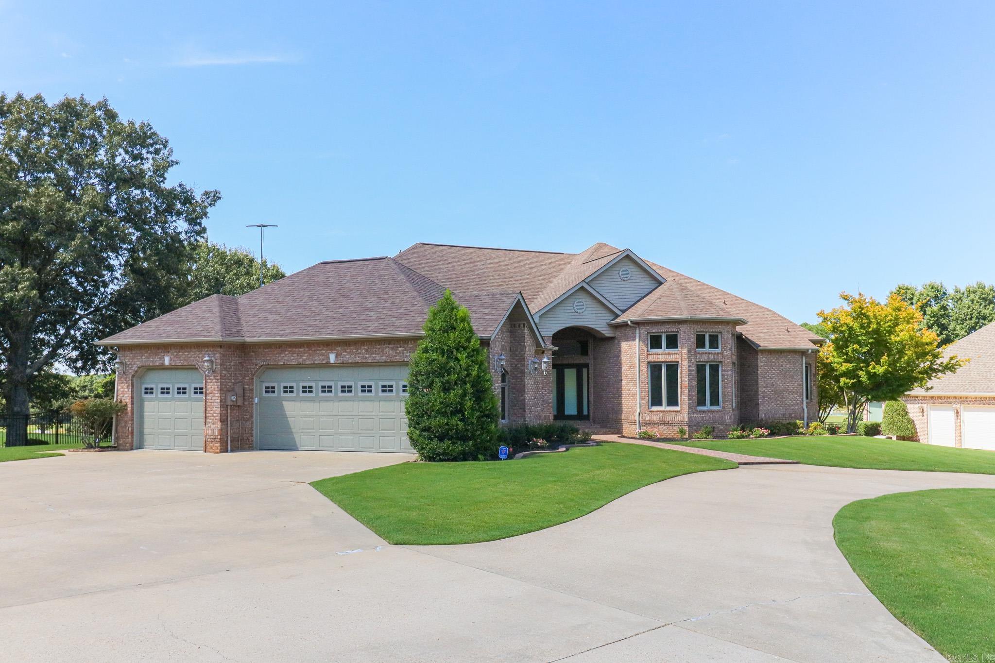 Ridge Point - Residential