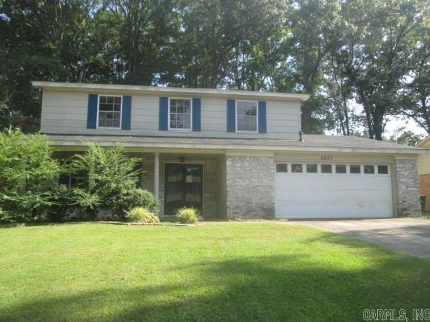 Off of Geyer Springs exit in walking distance of McClellan High School. Two story home with three bedrooms and one bathroom upstairs. Eat in kitchen with lots of cabinet space. Two car garage and fenced backyard are just some of the added features.