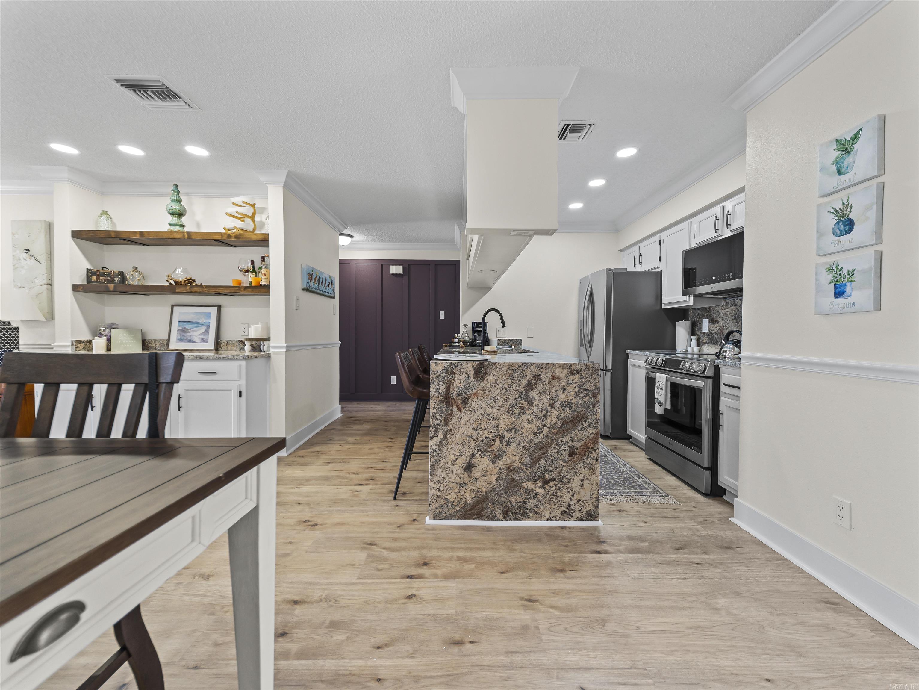 EMERALD ISLE HPR - Residential