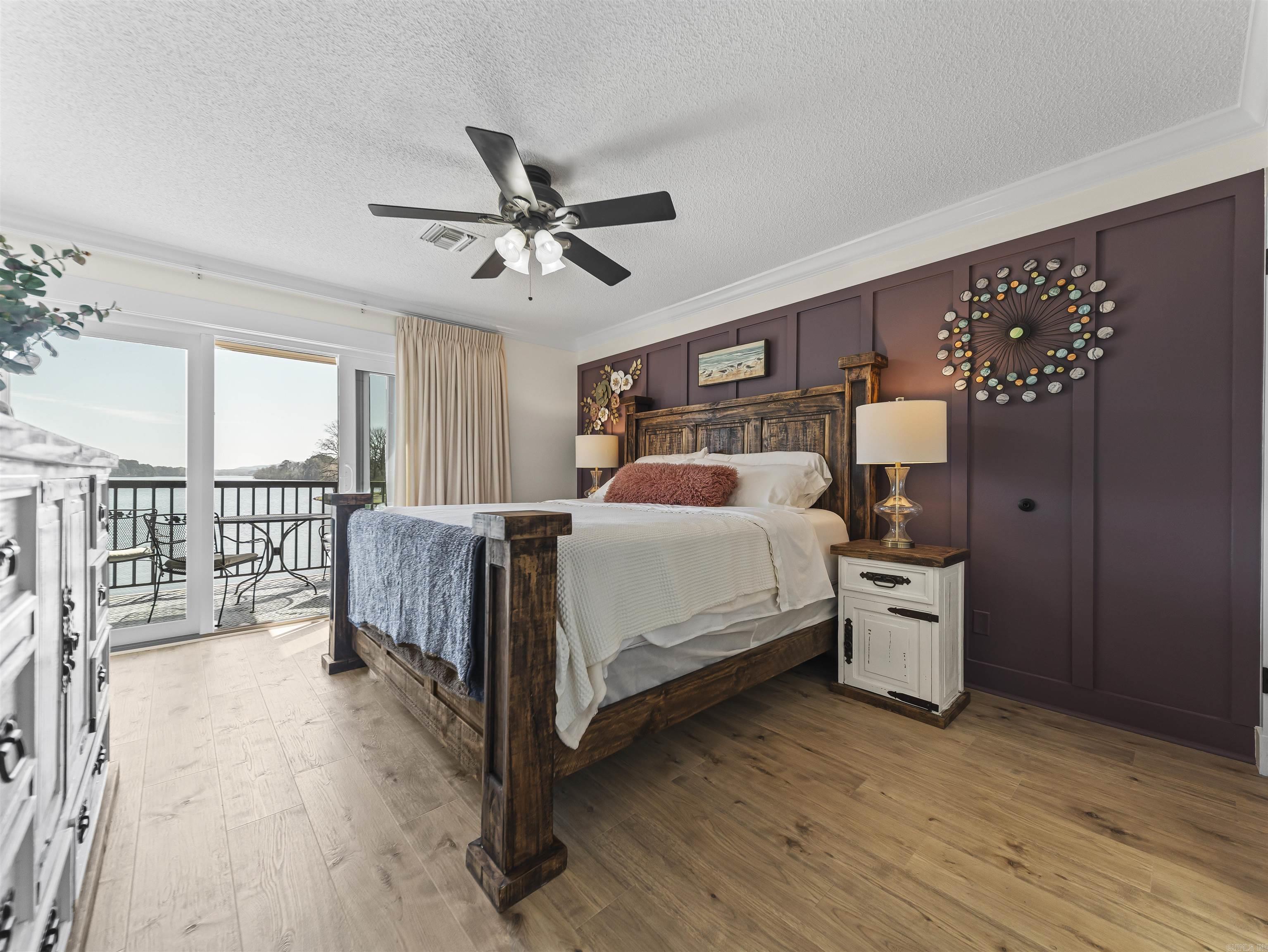 EMERALD ISLE HPR - Residential