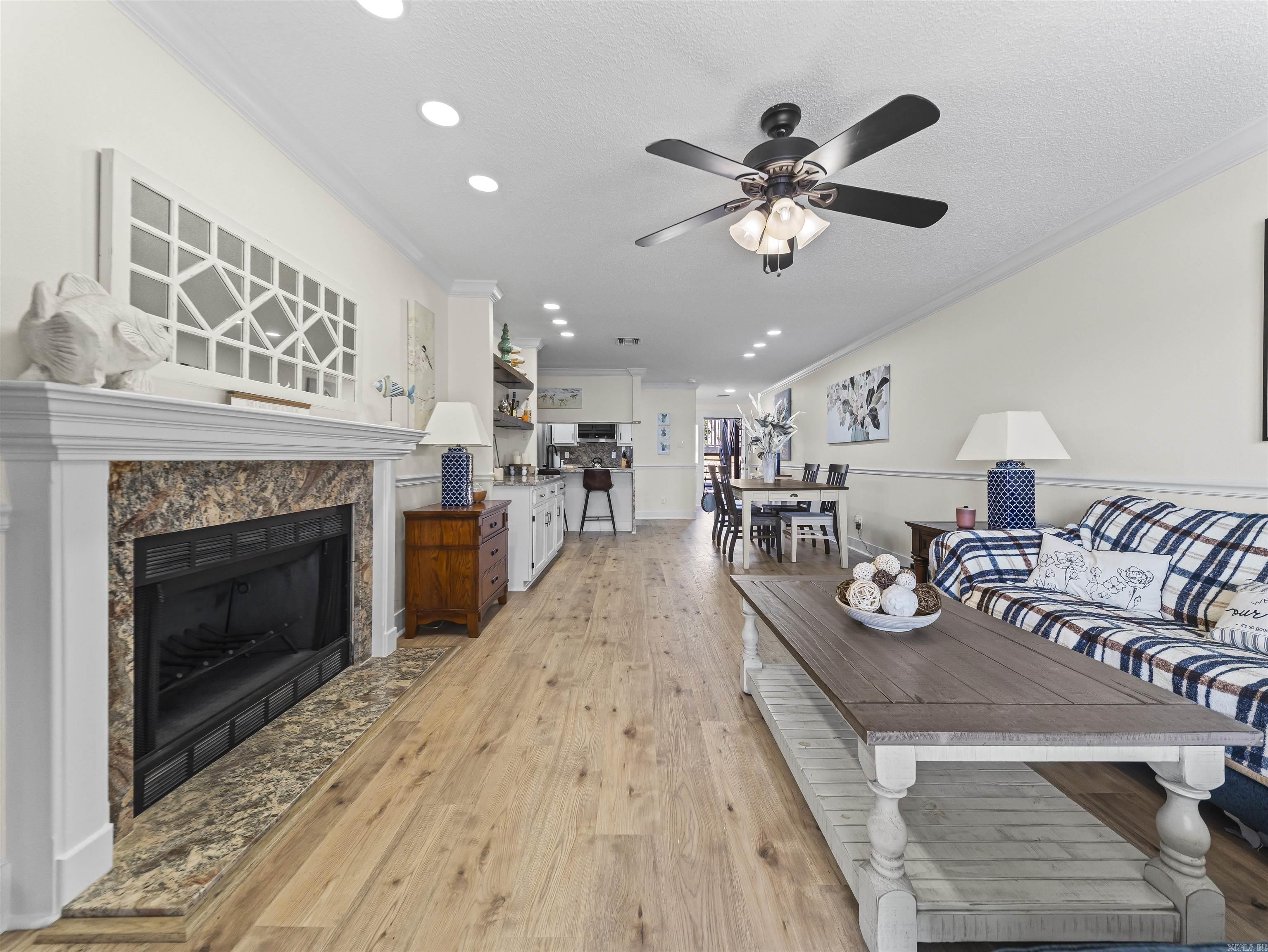 EMERALD ISLE HPR - Residential