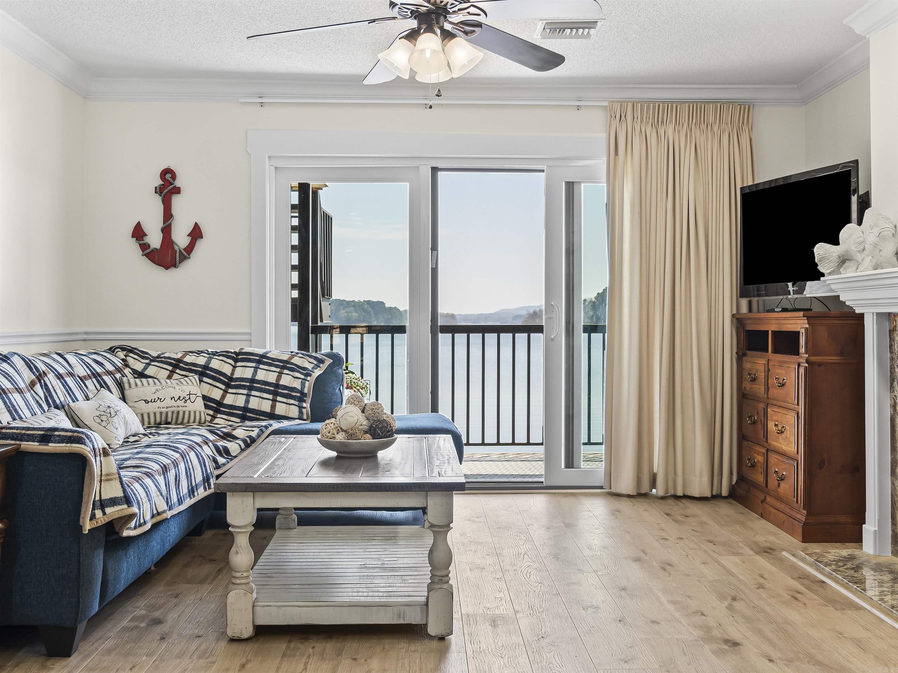 EMERALD ISLE HPR - Residential