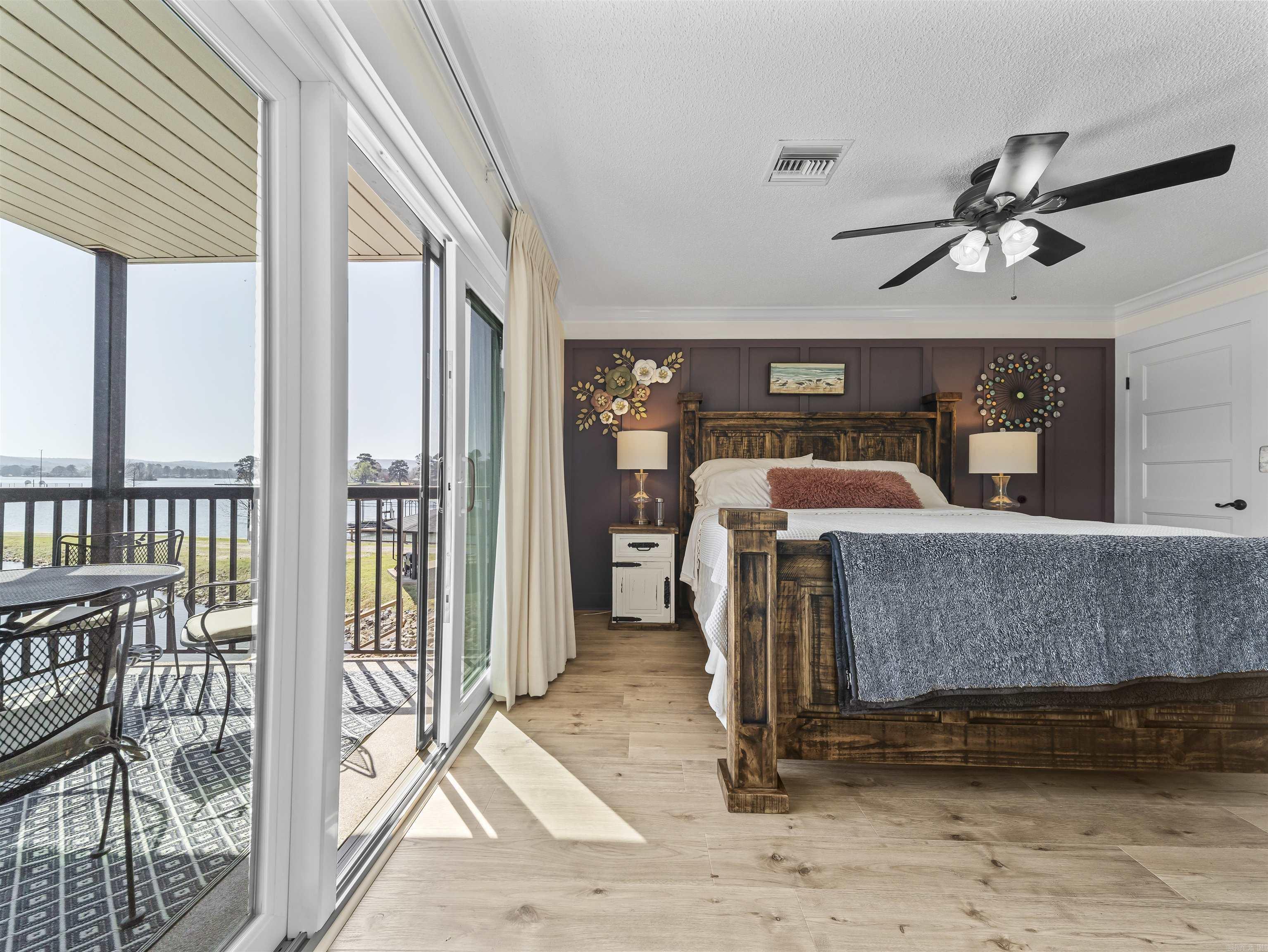 EMERALD ISLE HPR - Residential