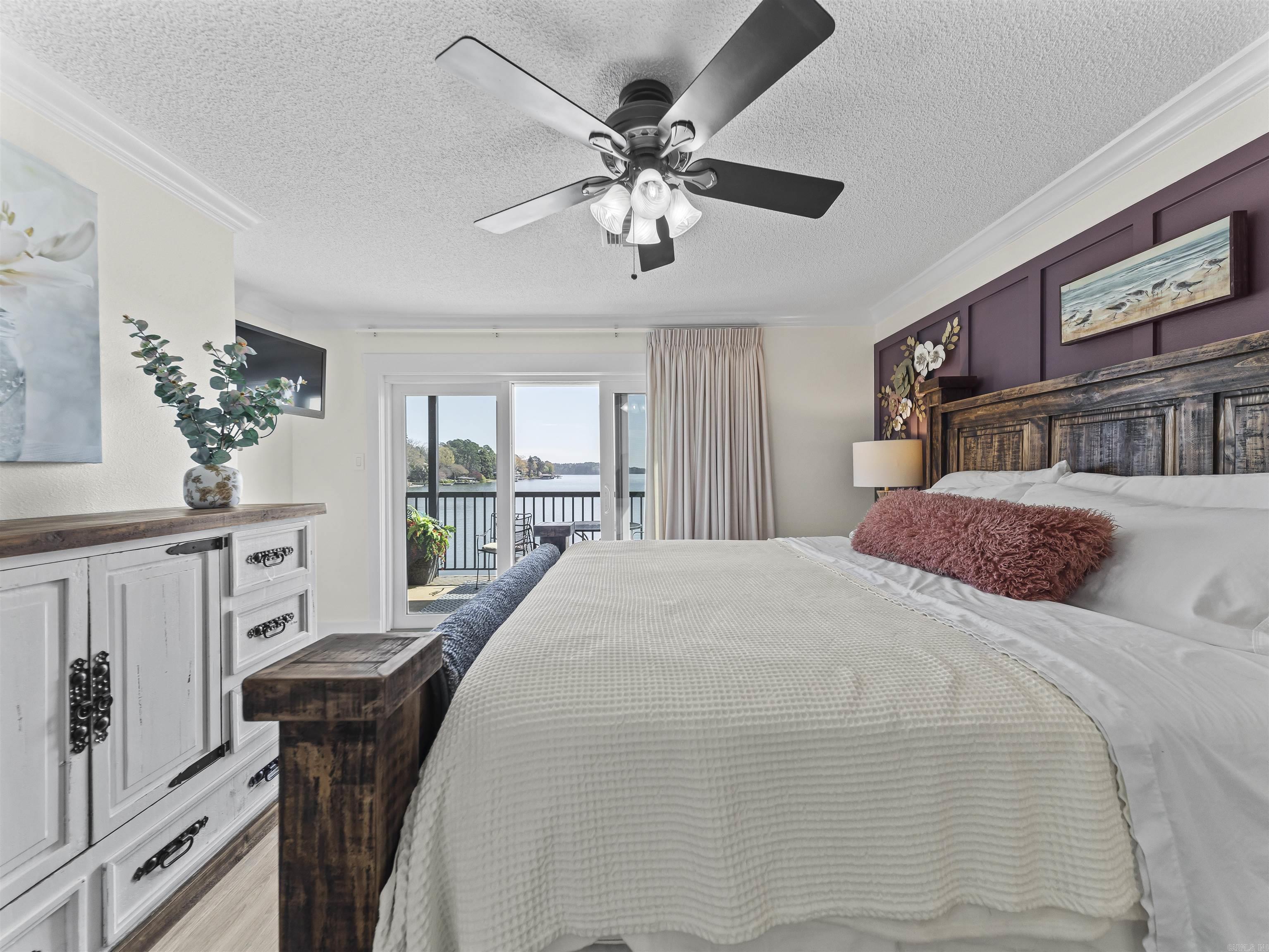 EMERALD ISLE HPR - Residential