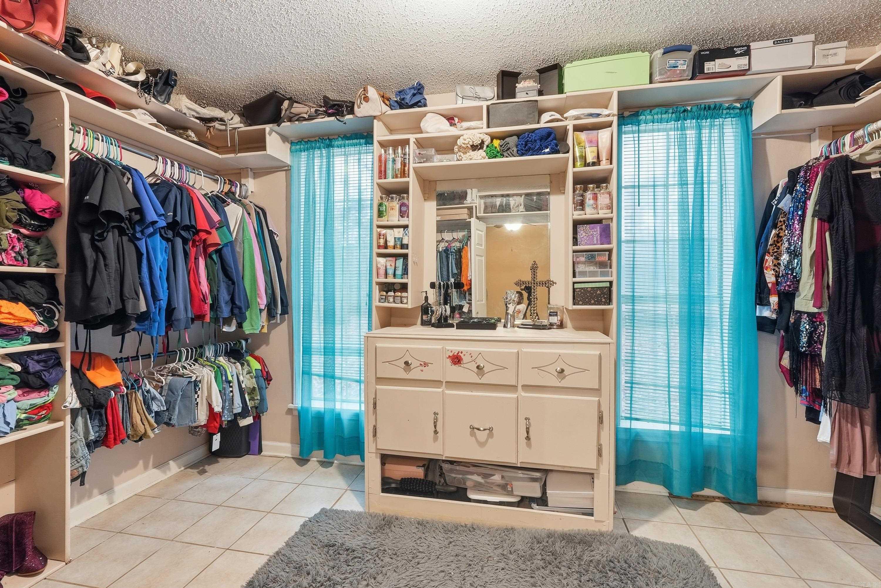 RIVERLAND - Residential