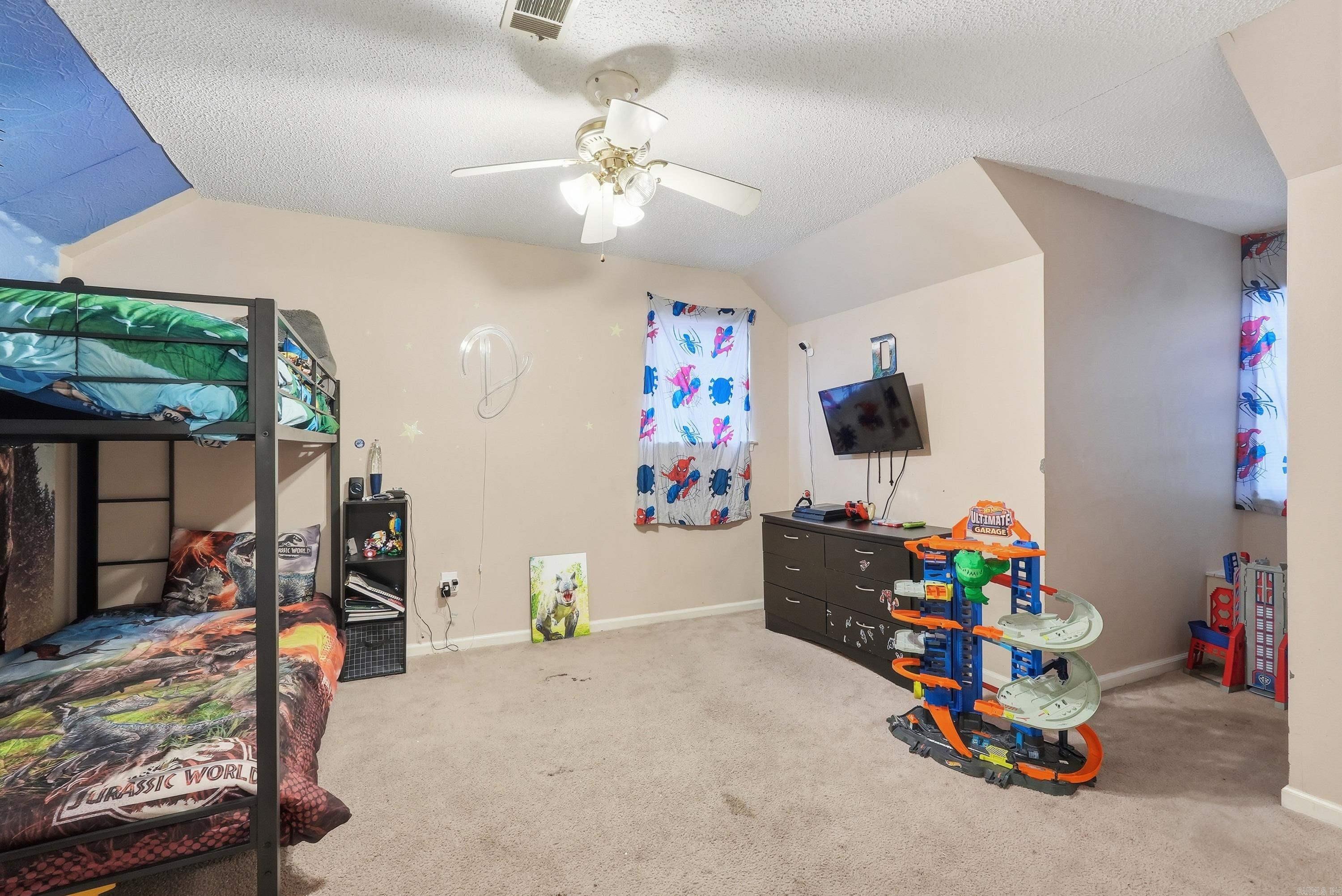 RIVERLAND - Residential