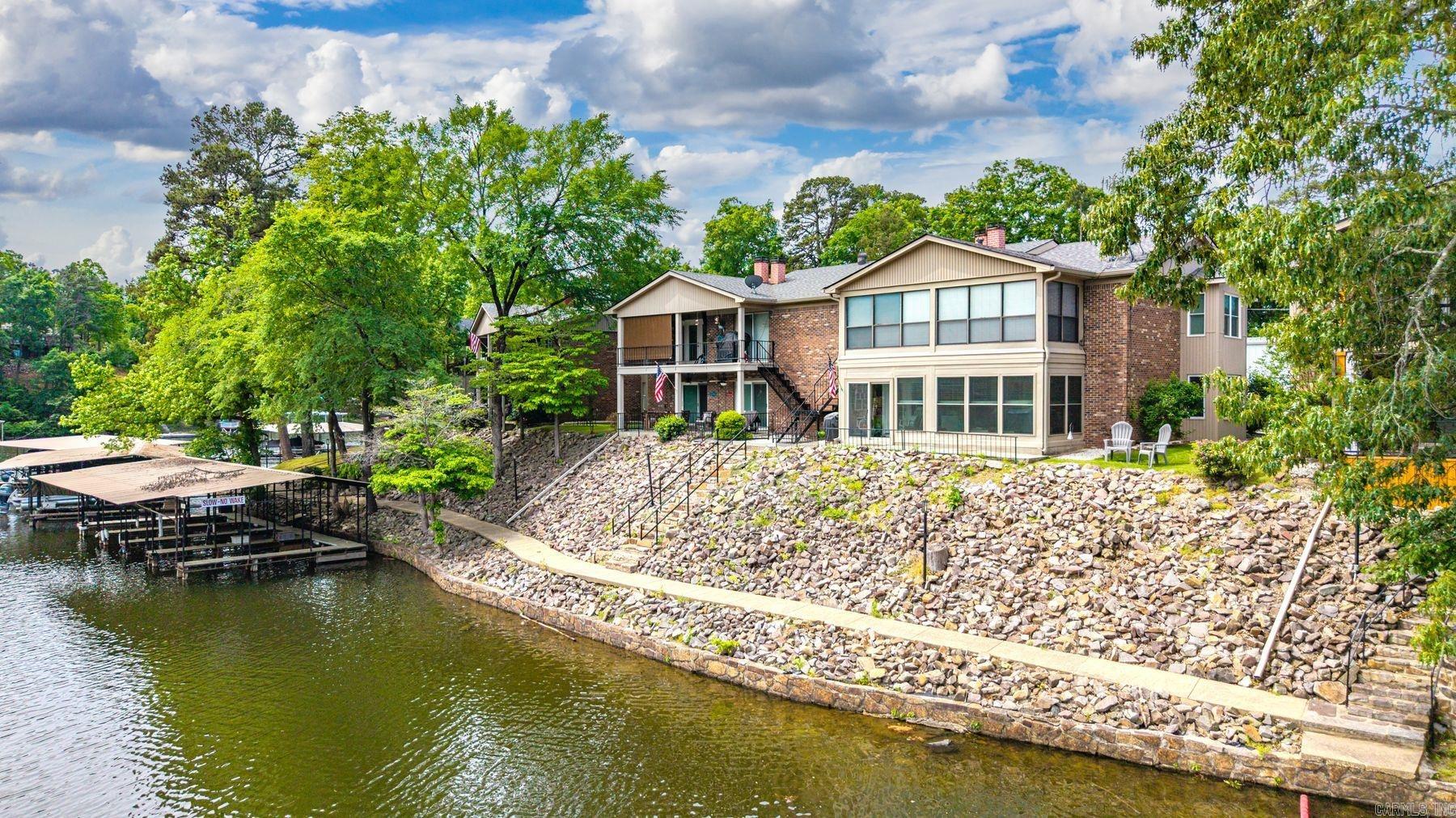 WESTPORT BAY TOWN HOUSE - Residential
