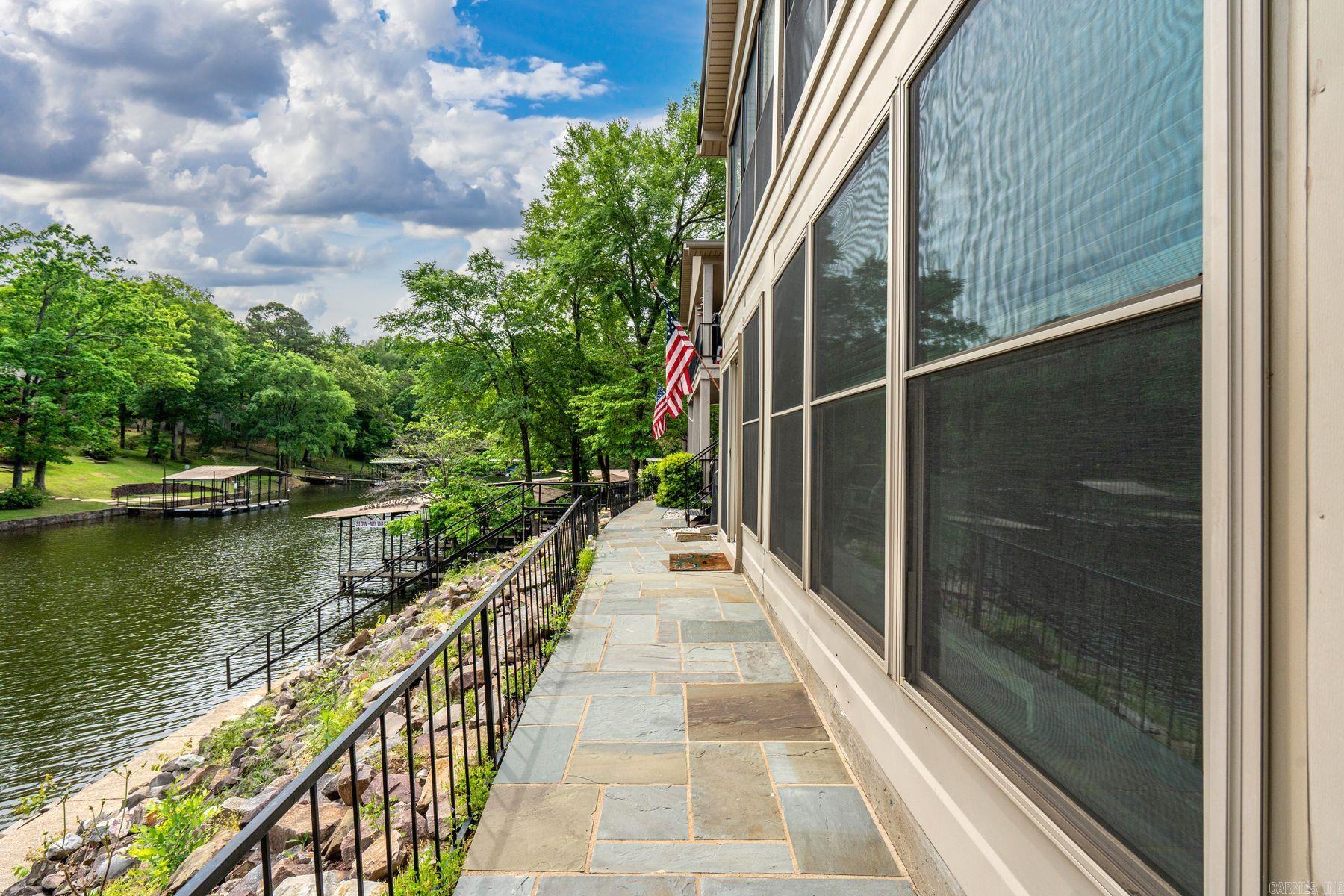 WESTPORT BAY TOWN HOUSE - Residential