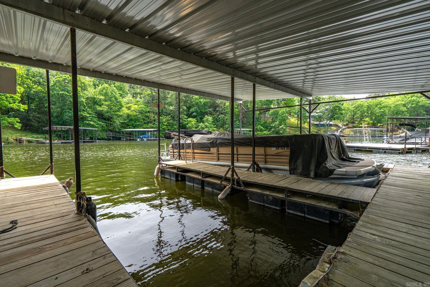 WESTPORT BAY TOWN HOUSE - Residential