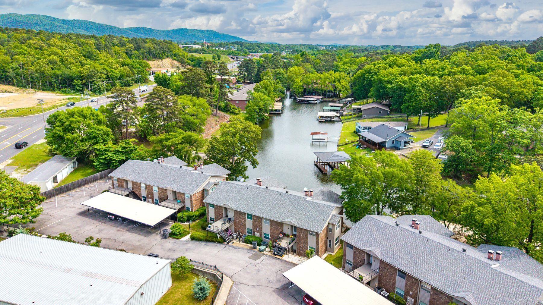 WESTPORT BAY TOWN HOUSE - Residential