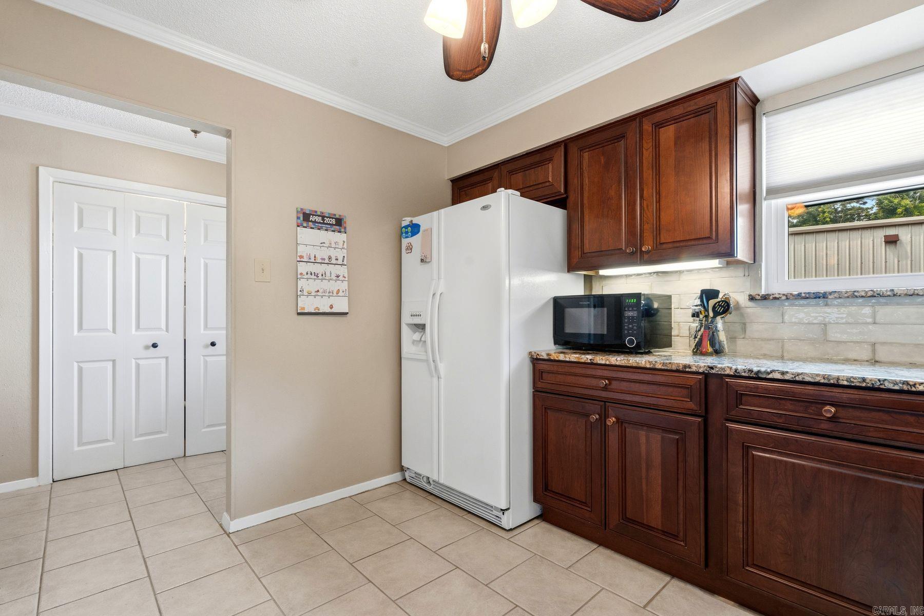 WESTPORT BAY TOWN HOUSE - Residential