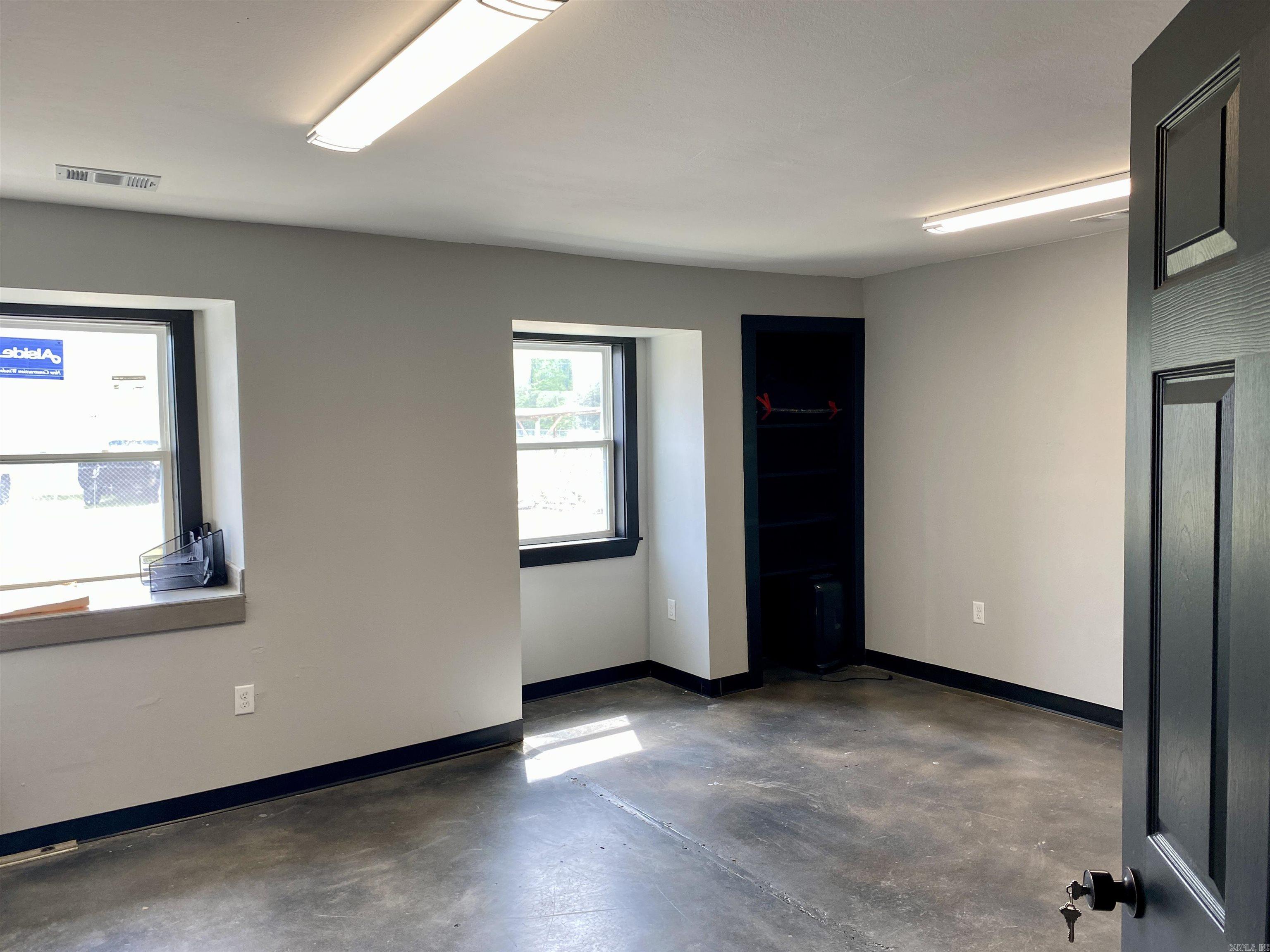 Metes & Bounds - Commercial Sale