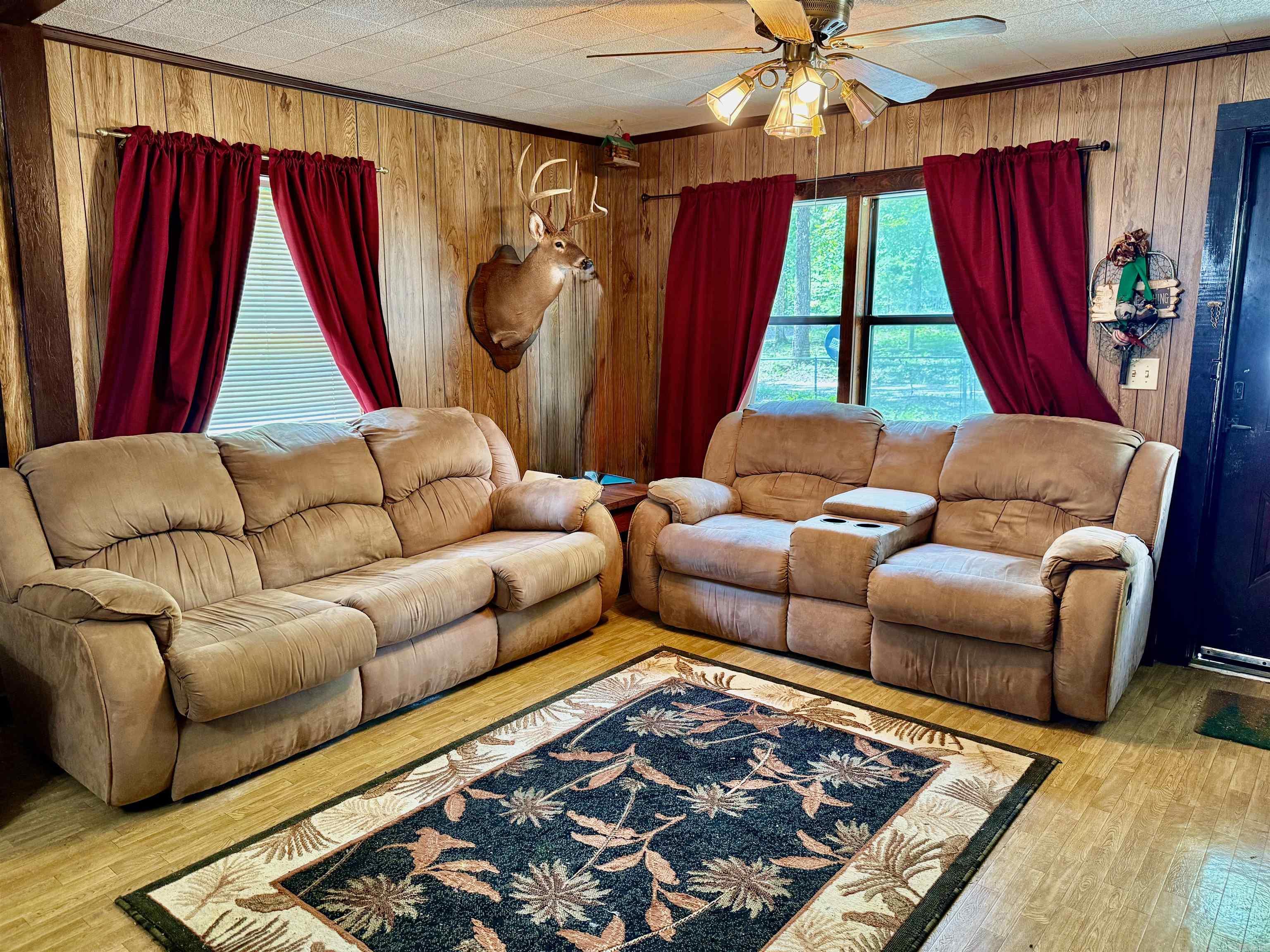 FARR, E.M. - Residential