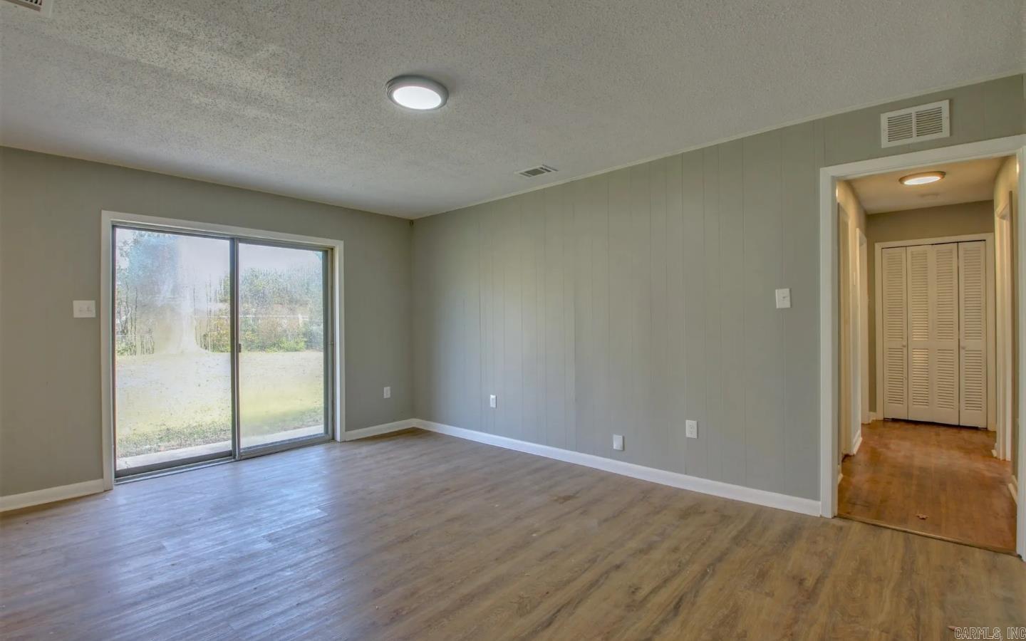 Town & Country Estates - Residential Lease