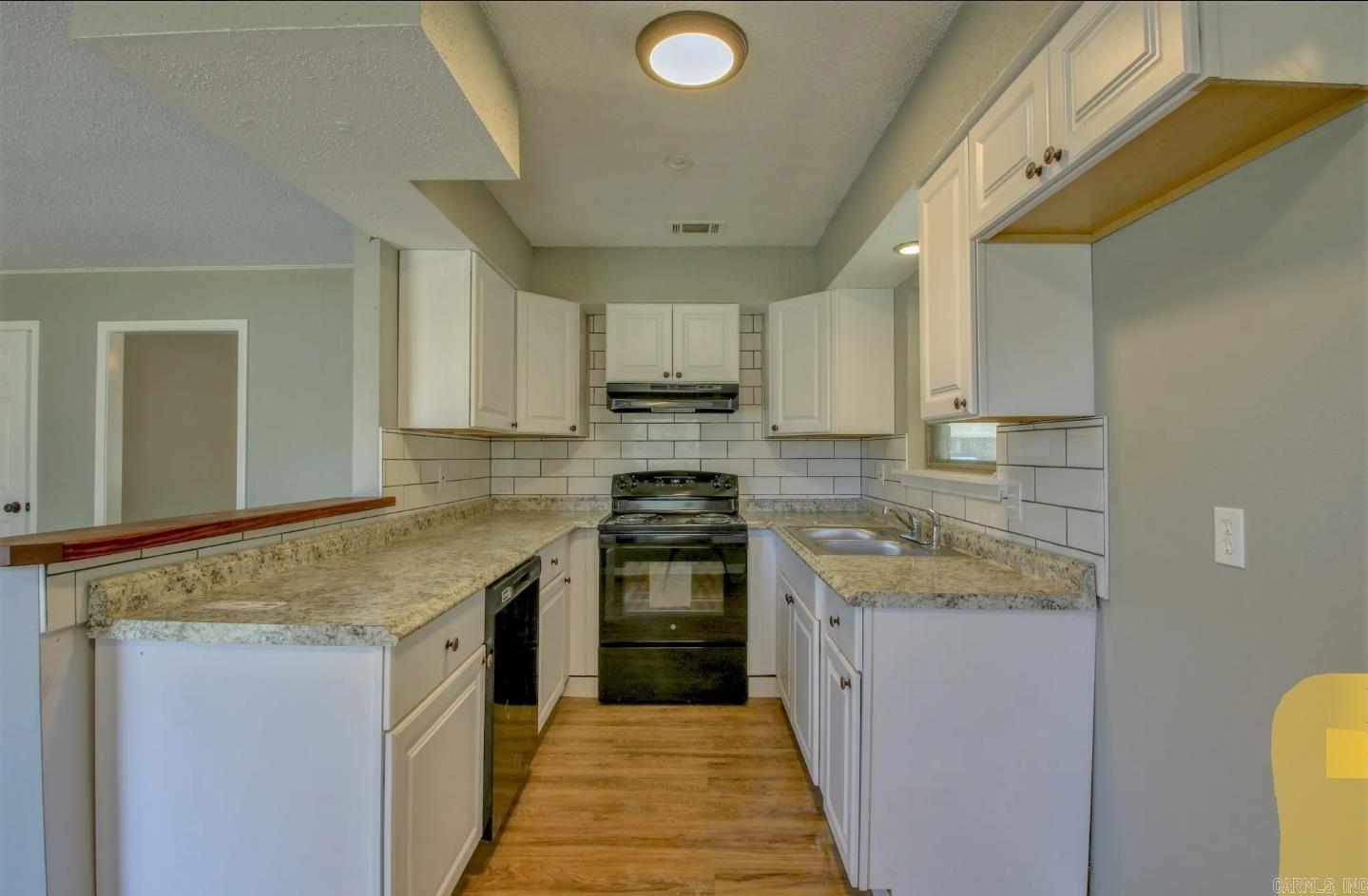 Town & Country Estates - Residential Lease