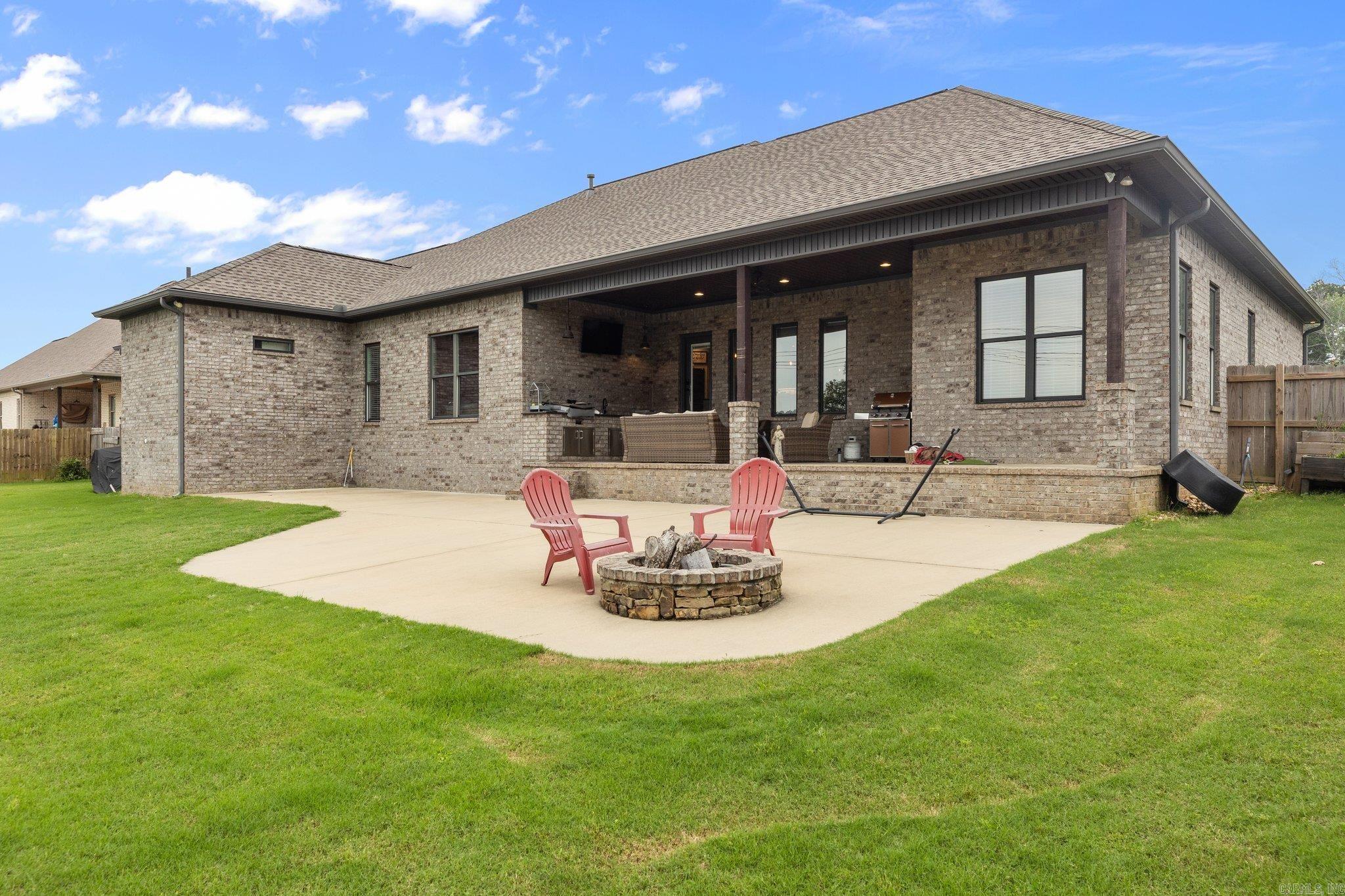 OAK TREE RIDGE SUB - Residential