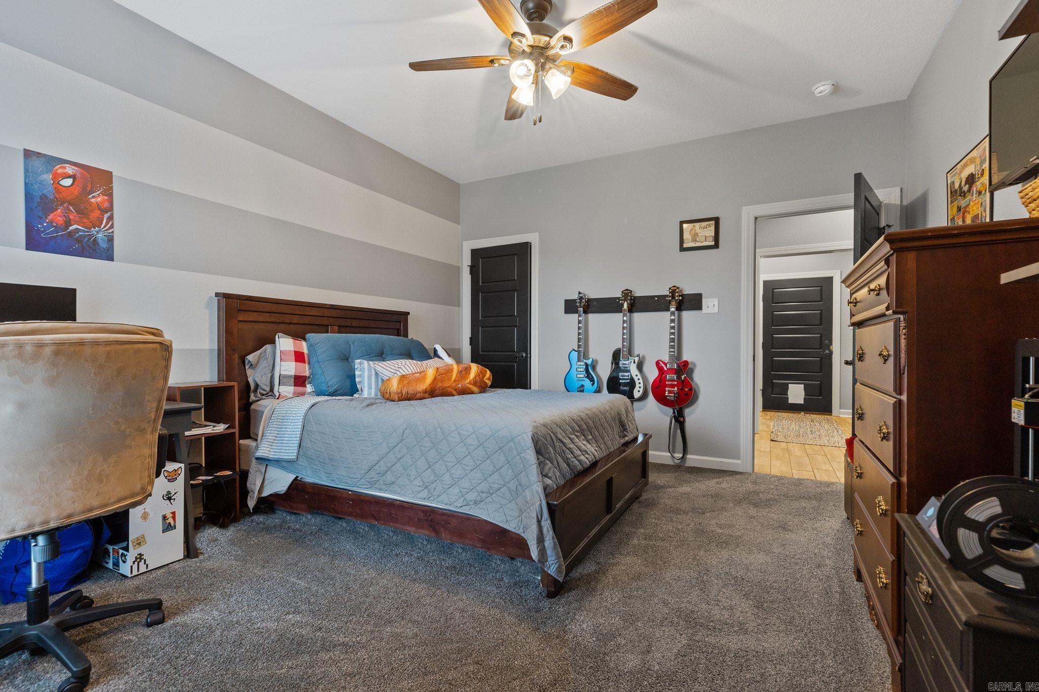 OAK TREE RIDGE SUB - Residential