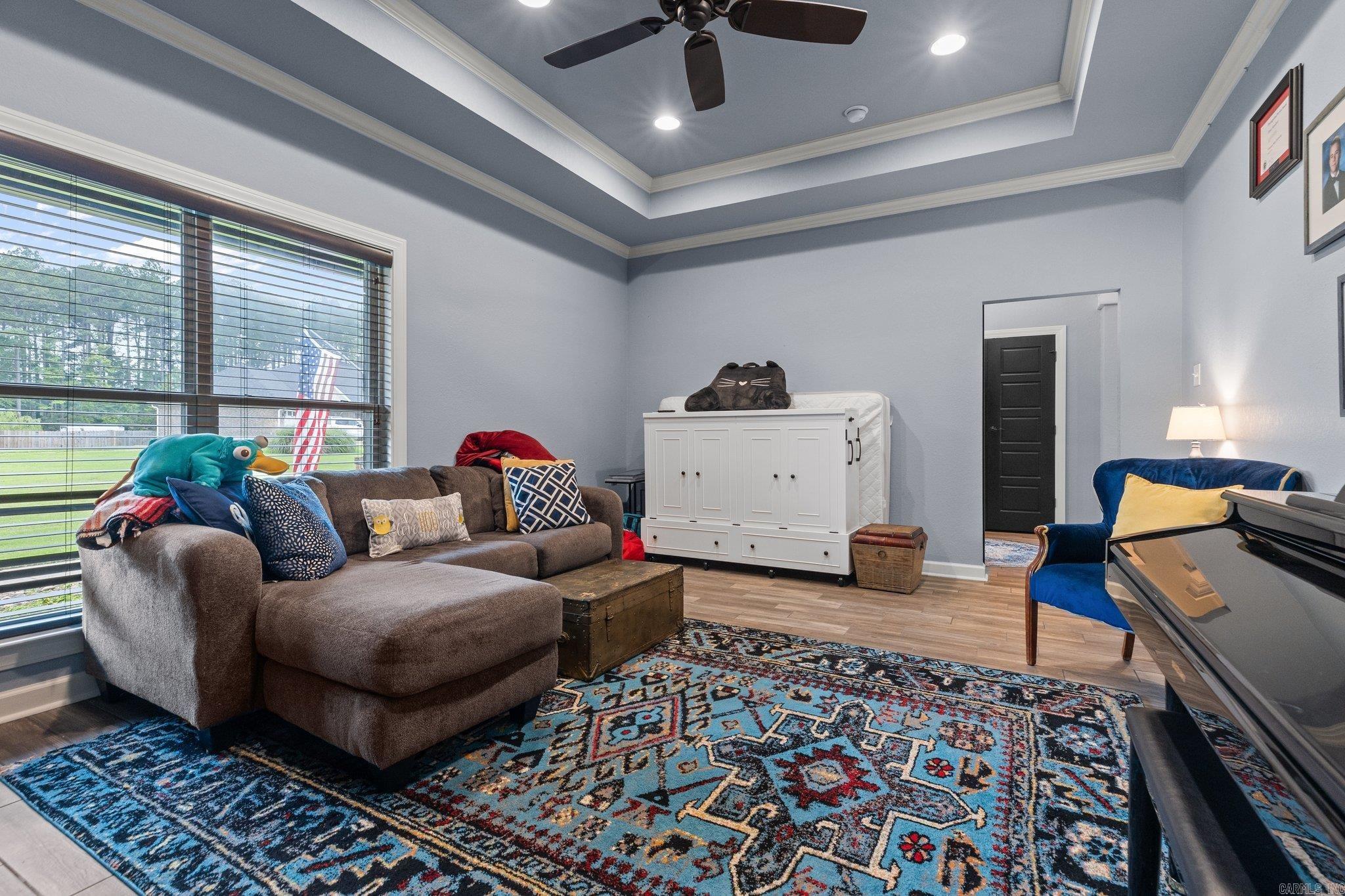 OAK TREE RIDGE SUB - Residential