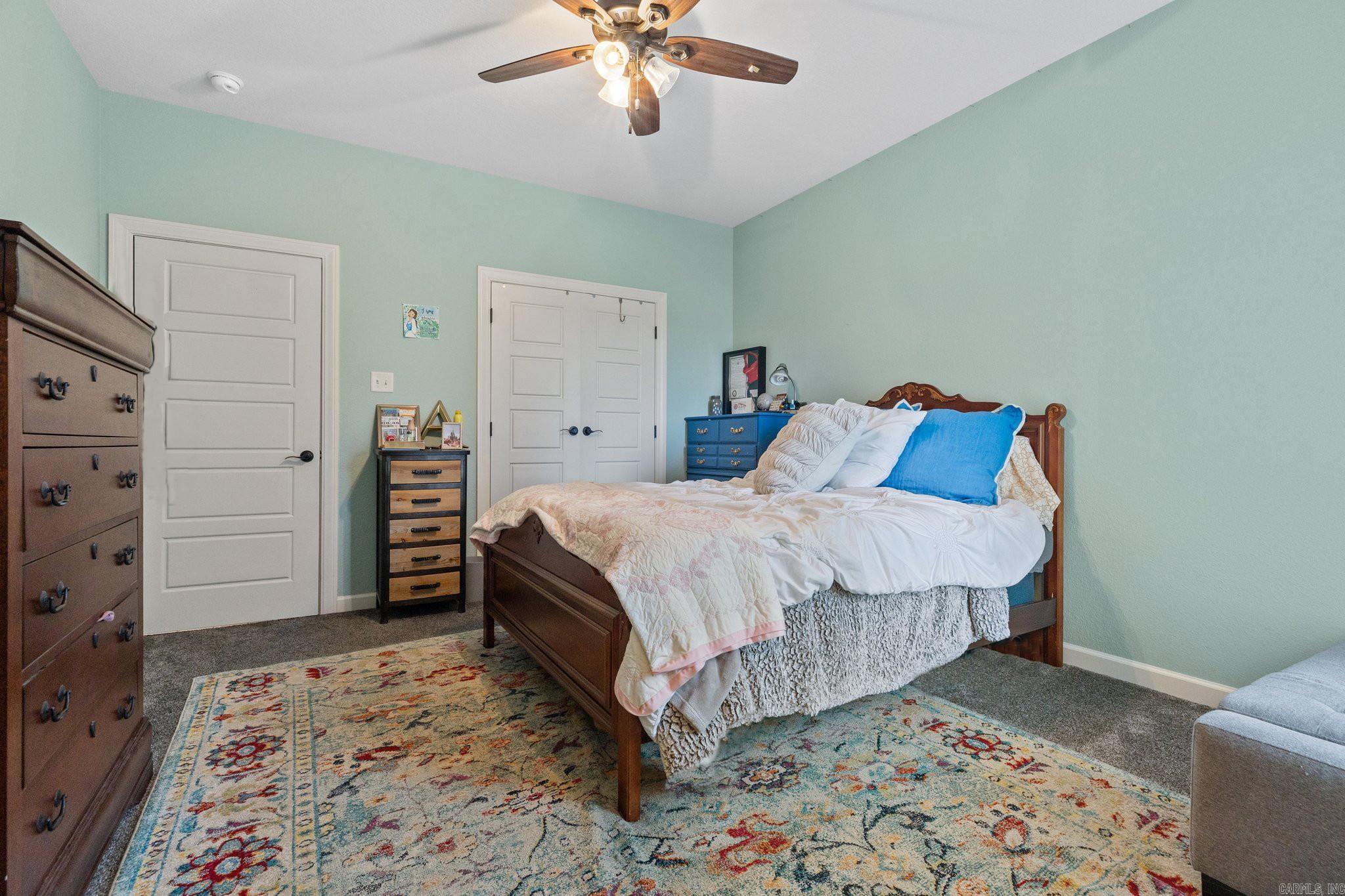 OAK TREE RIDGE SUB - Residential