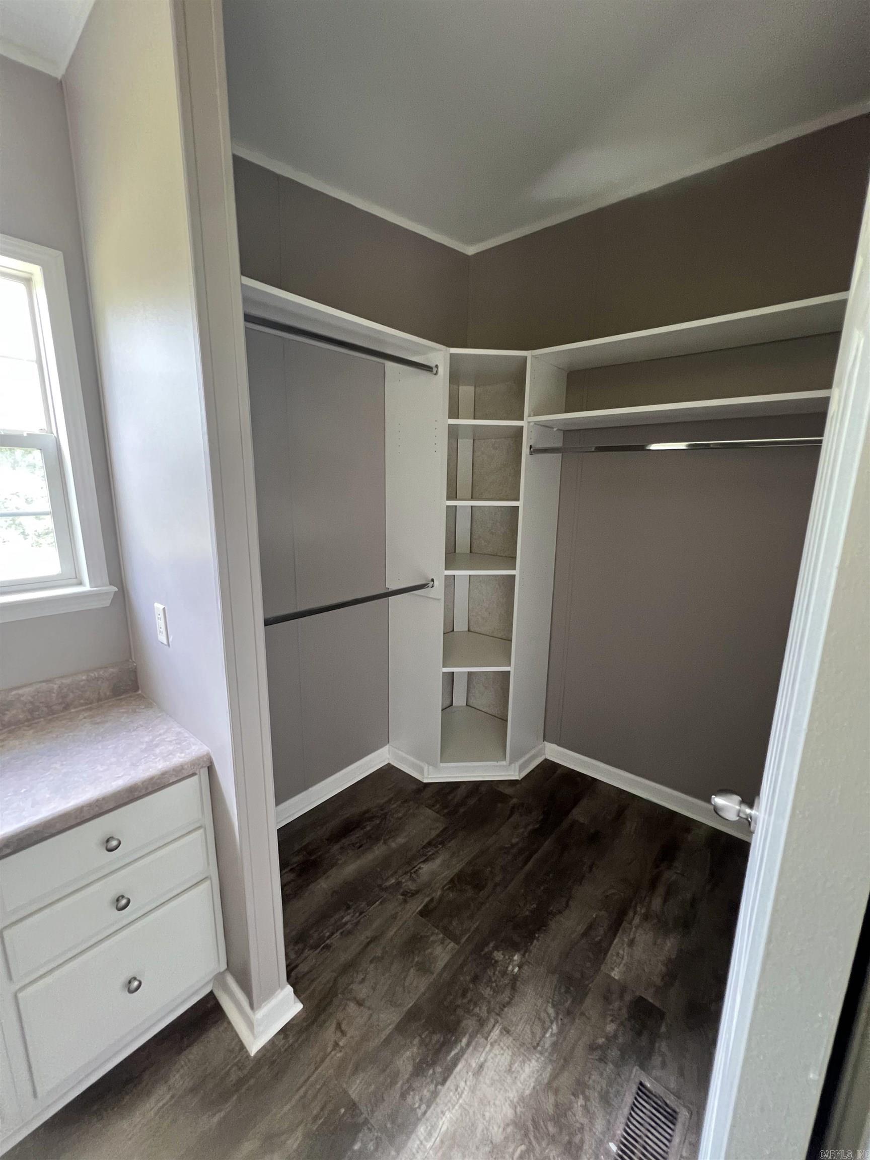 MT VERNON EST - Residential