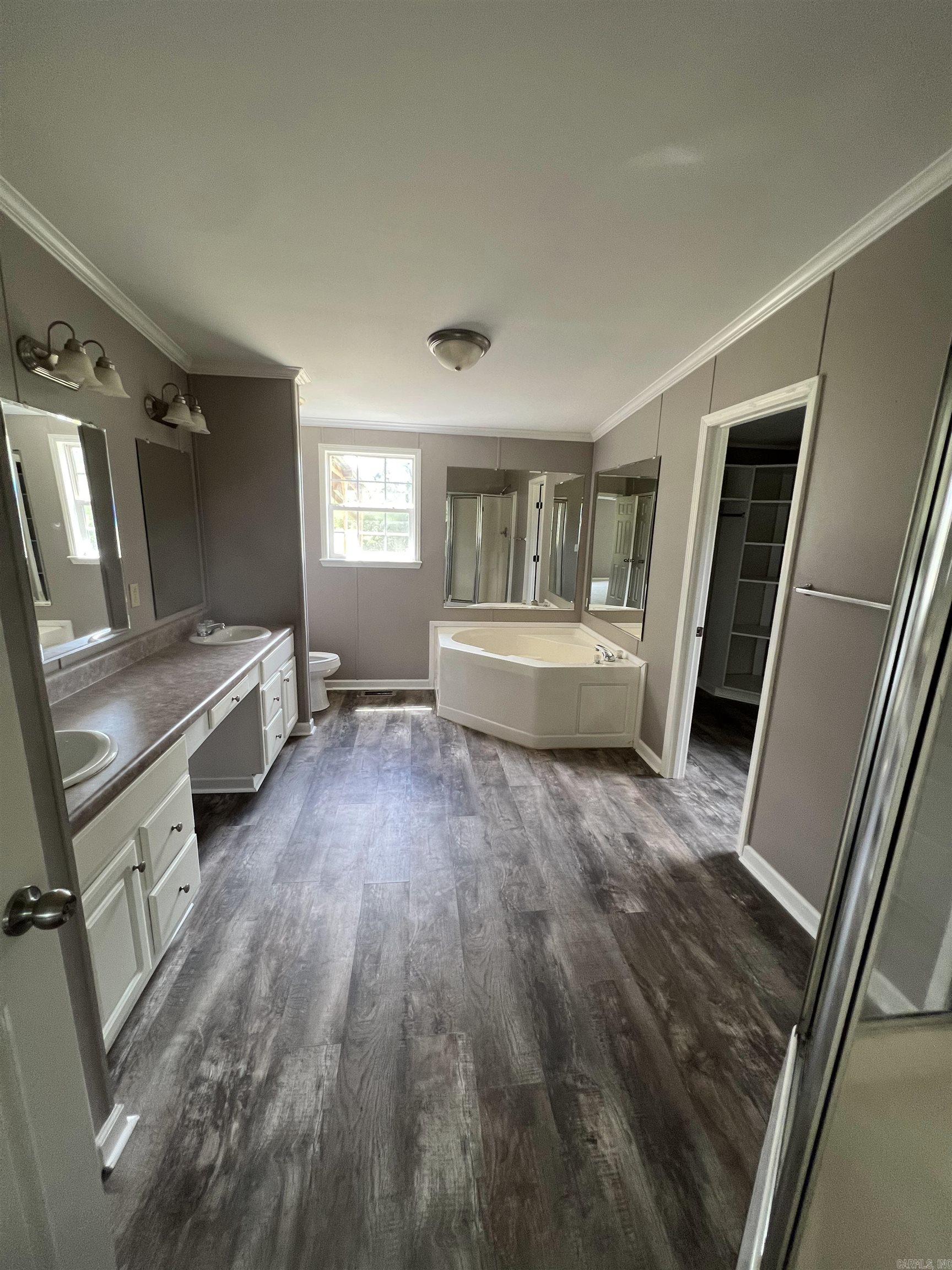 MT VERNON EST - Residential