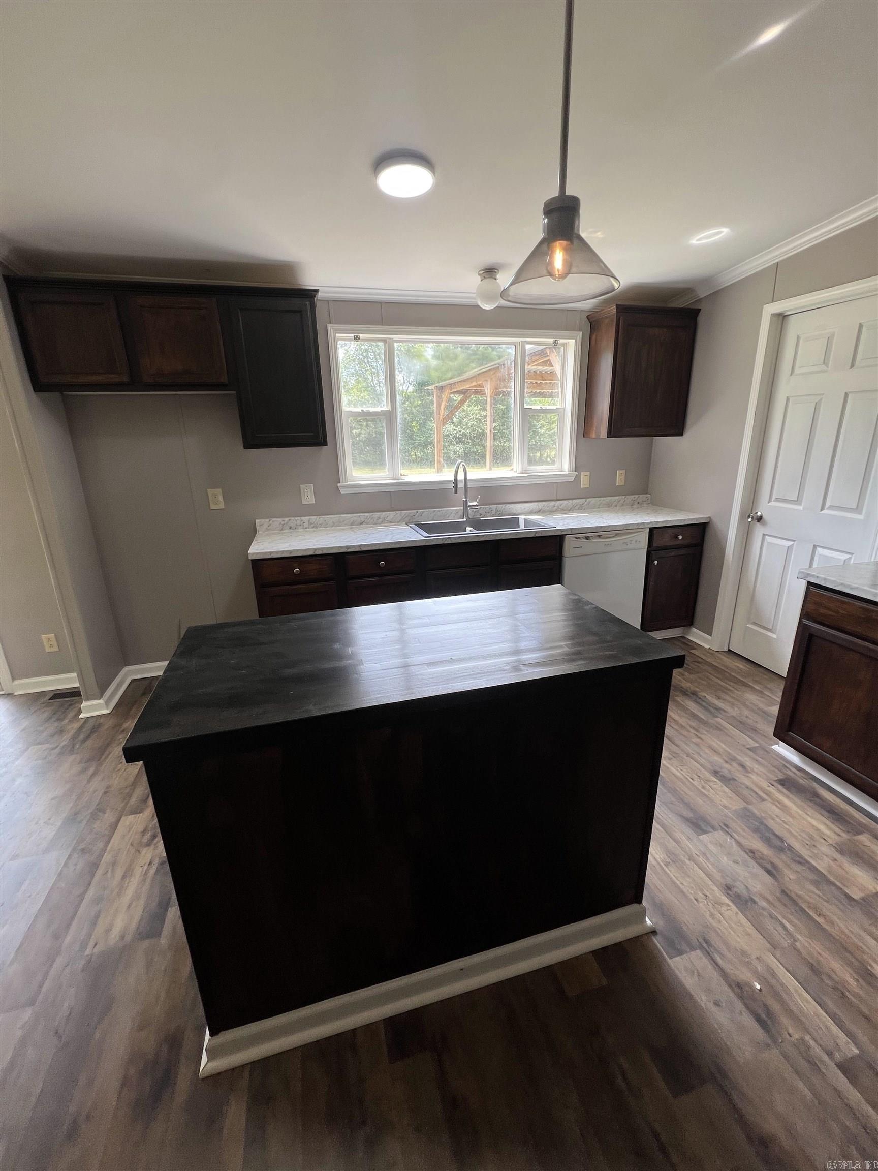 MT VERNON EST - Residential