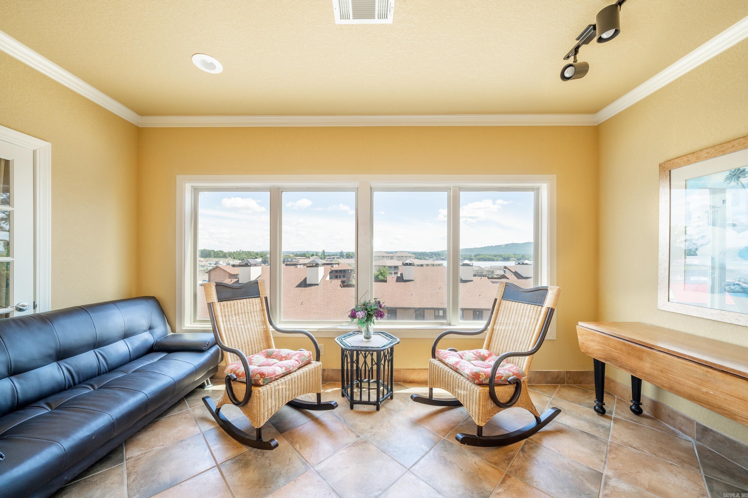 VISTA VILLAS at SUNBAY HPR - Residential