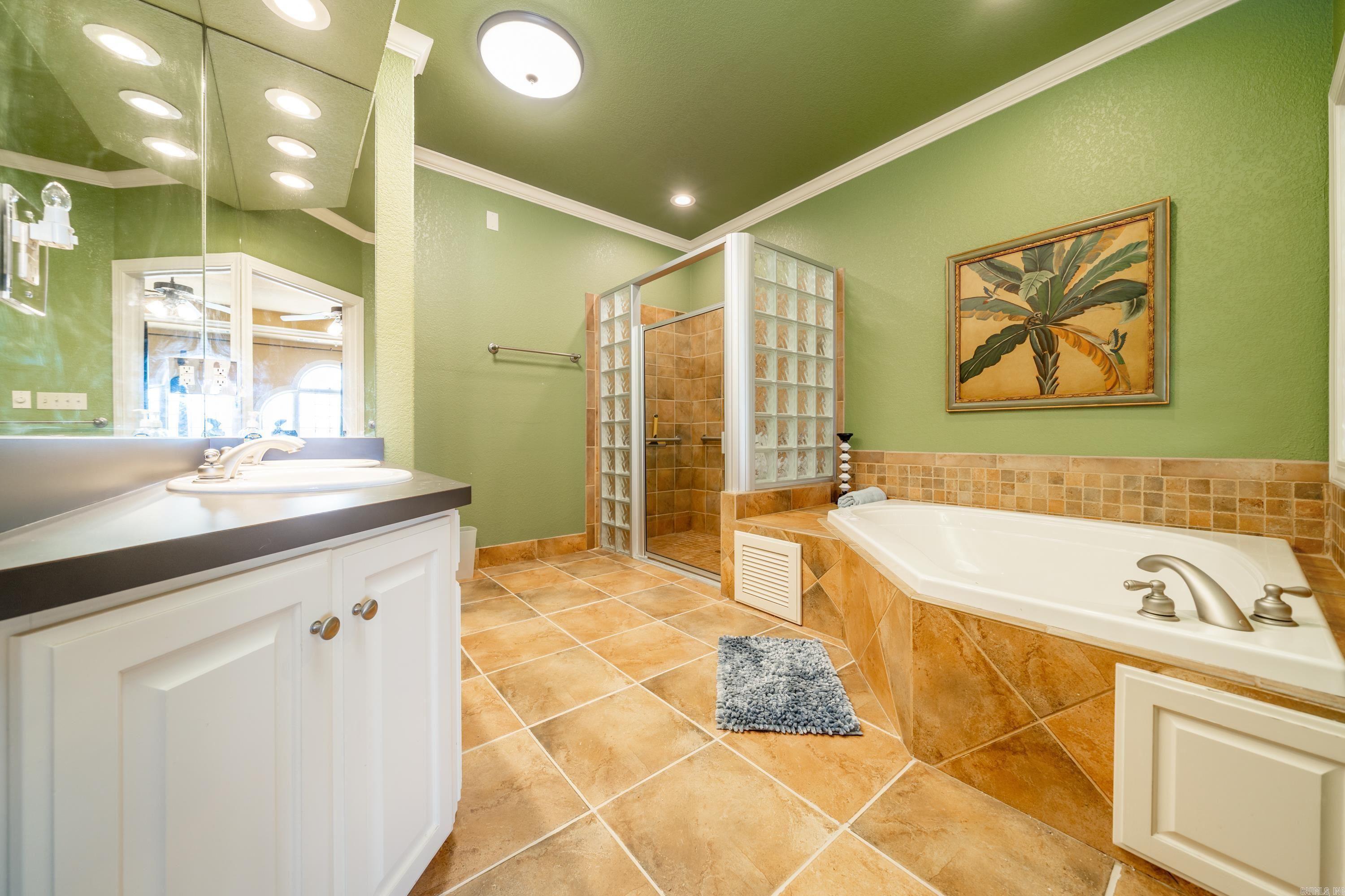 VISTA VILLAS at SUNBAY HPR - Residential