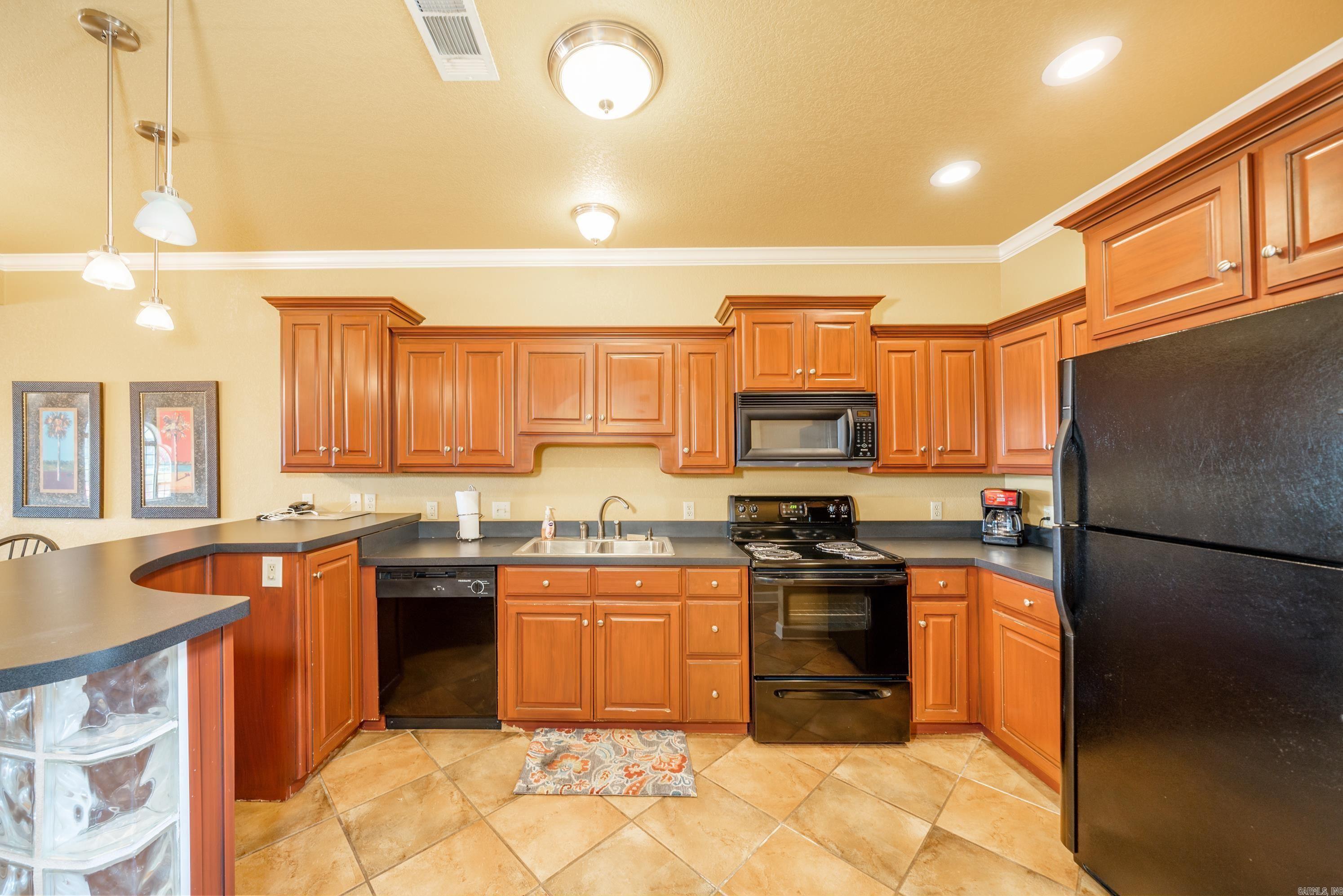 VISTA VILLAS at SUNBAY HPR - Residential