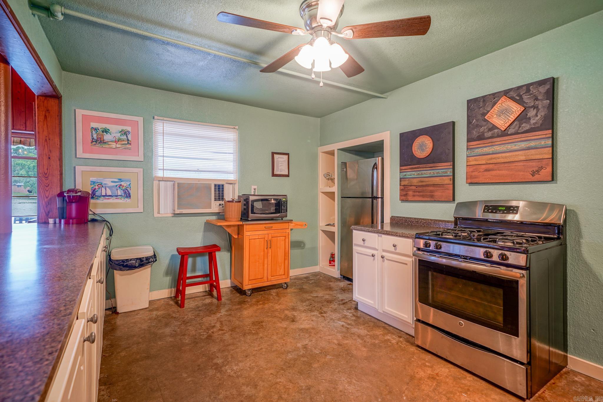 LAKELAND LODGE HPR - Residential